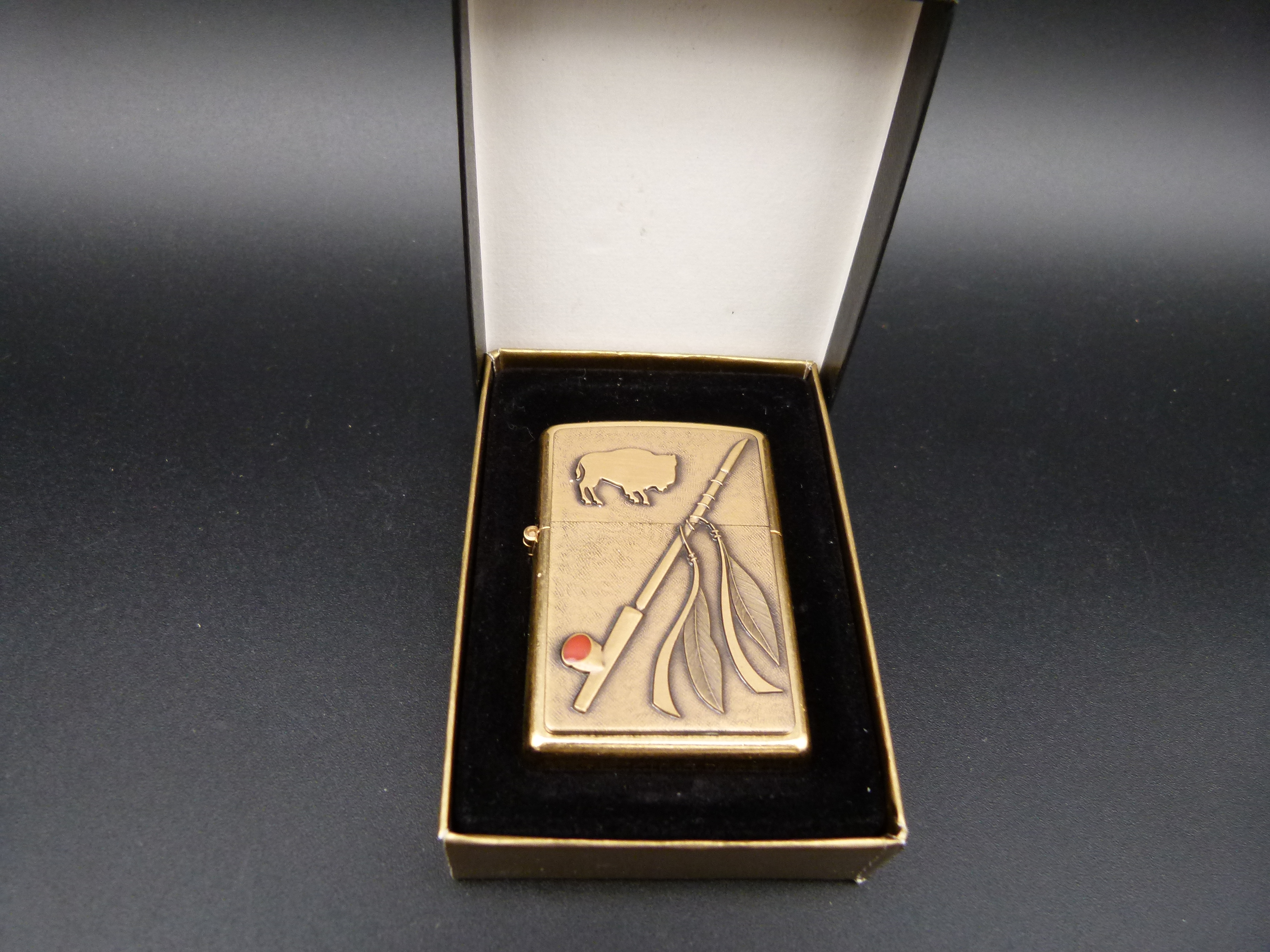 Zippo Feuerzeug Friedenspfeiffe Bueffel OVP