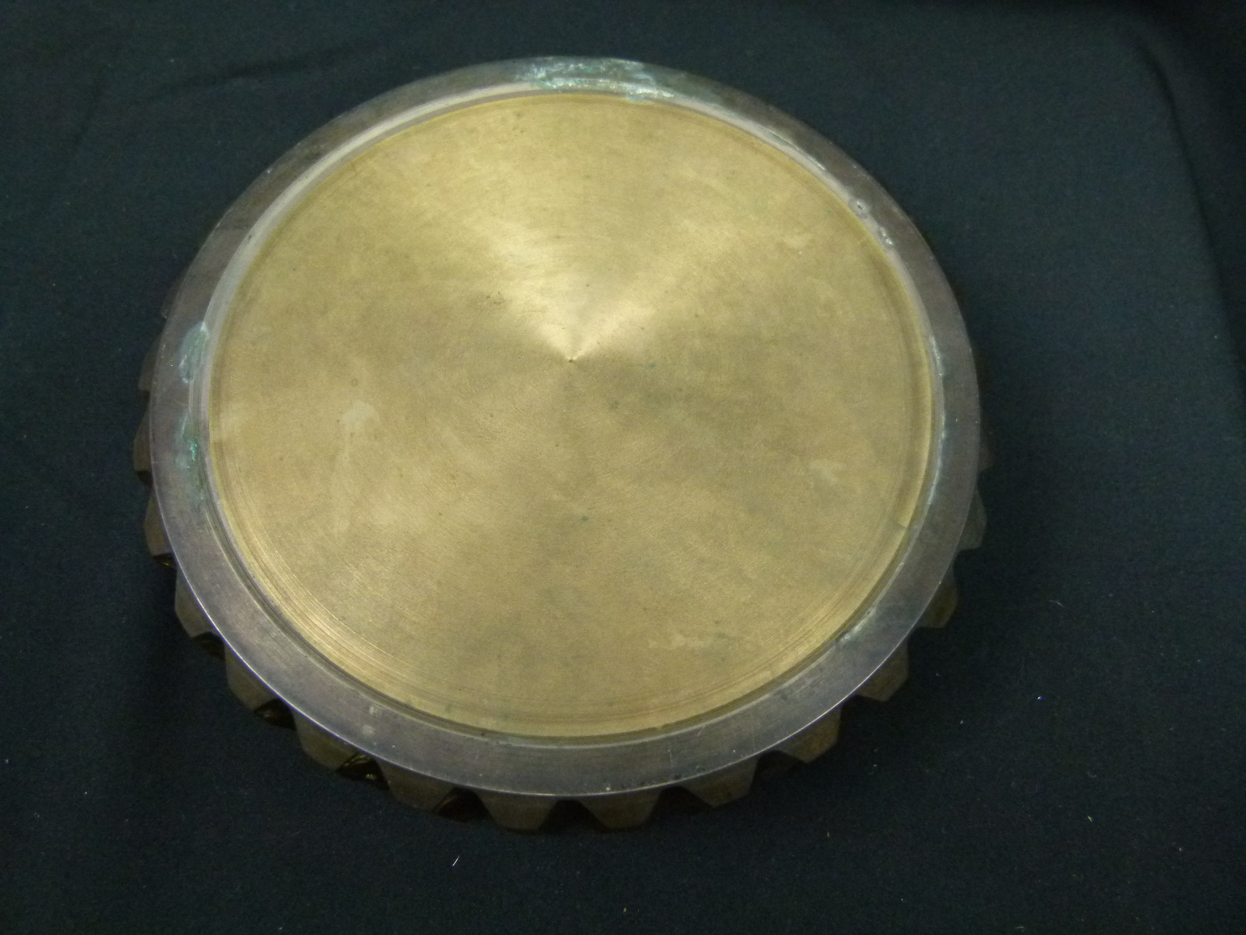 Schneckenzahnrad Aschenbecher Industrie Design 