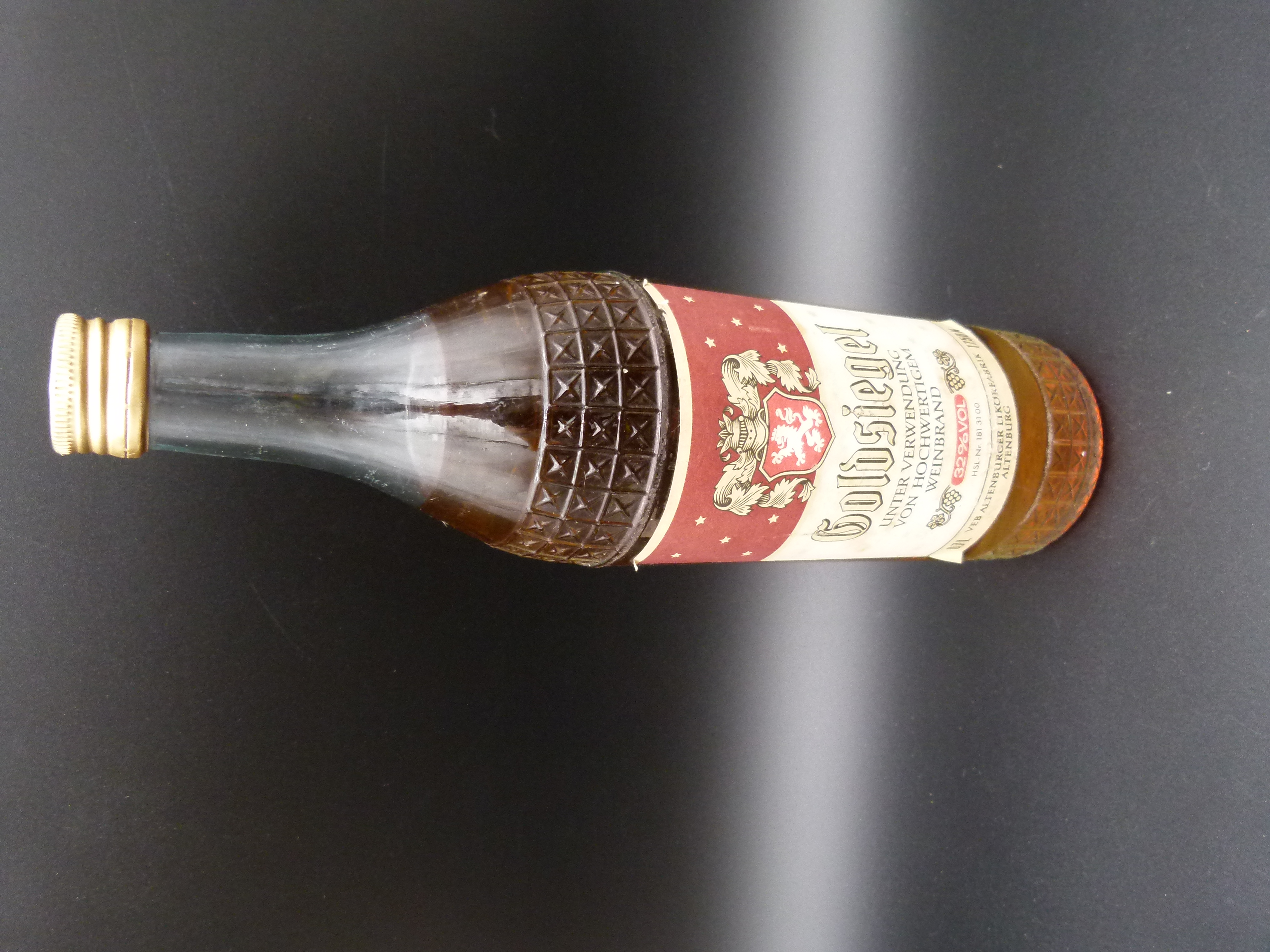 Original DDR Goldsiegel Weinbrand VEB Altenburger