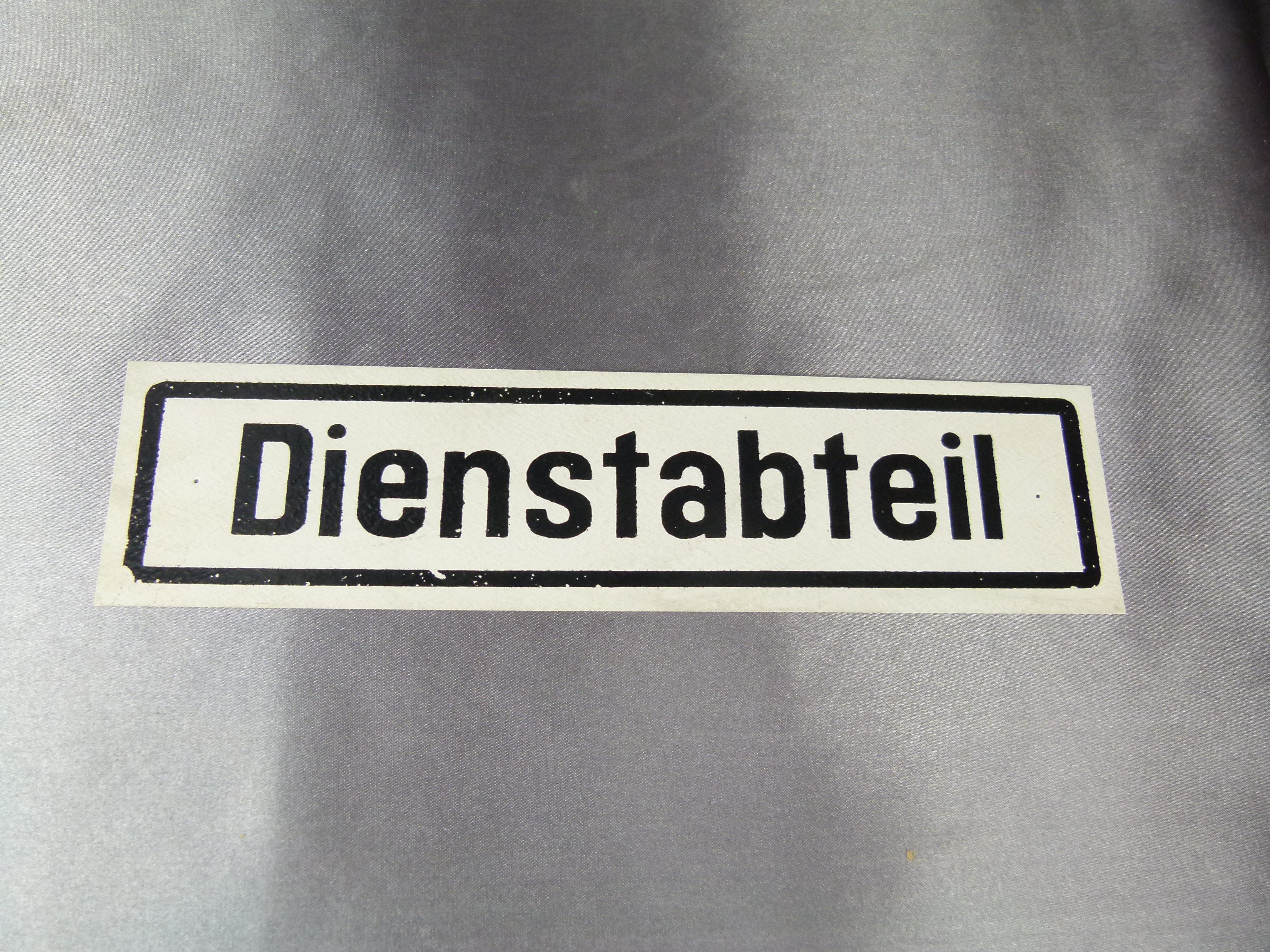 Schild Dienstabteil Zug Eisenbahn DR Reichsbahn Kunststoff