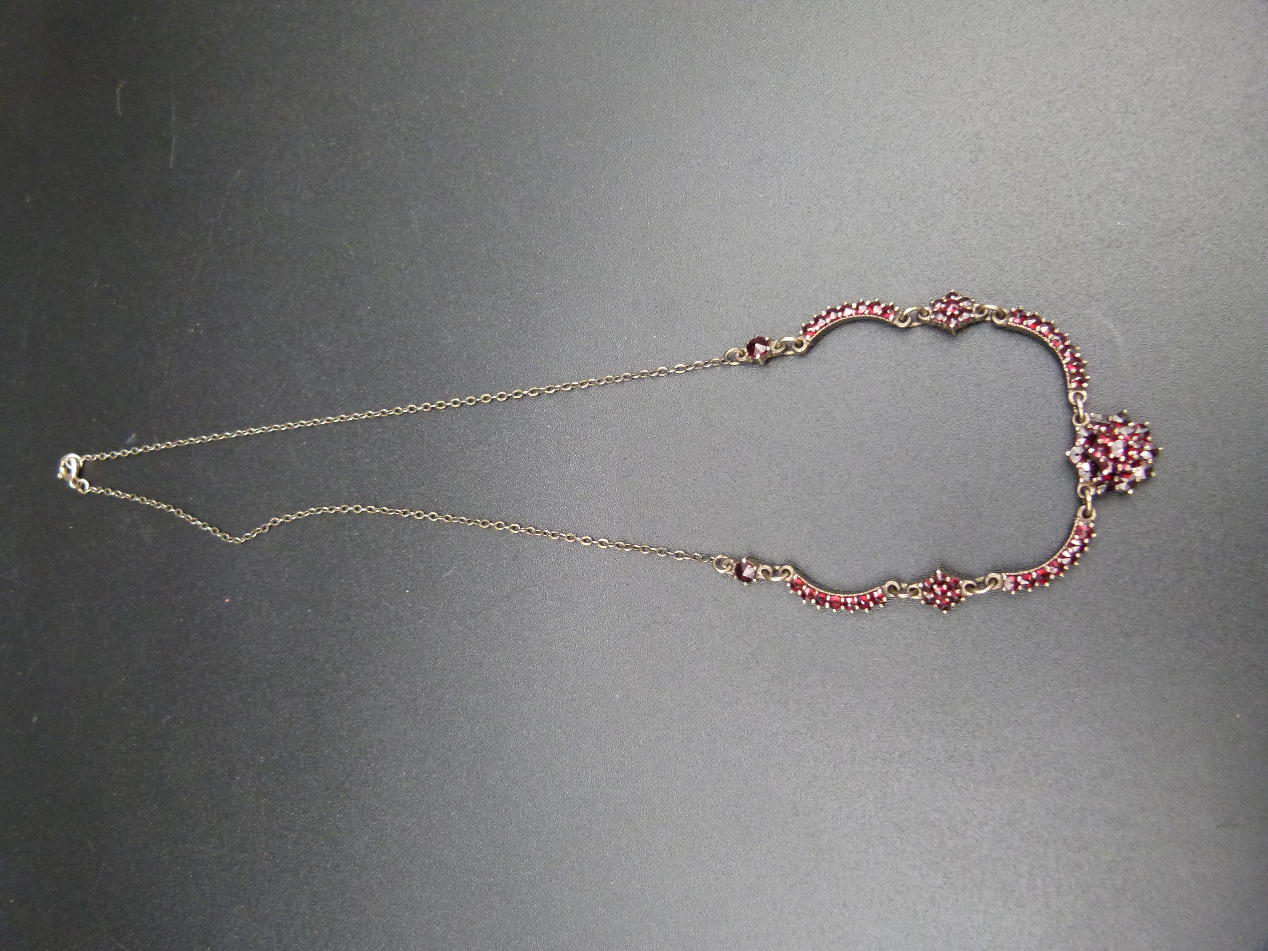 Jugendstil Collier Granate Hasenkopf G2 Punze