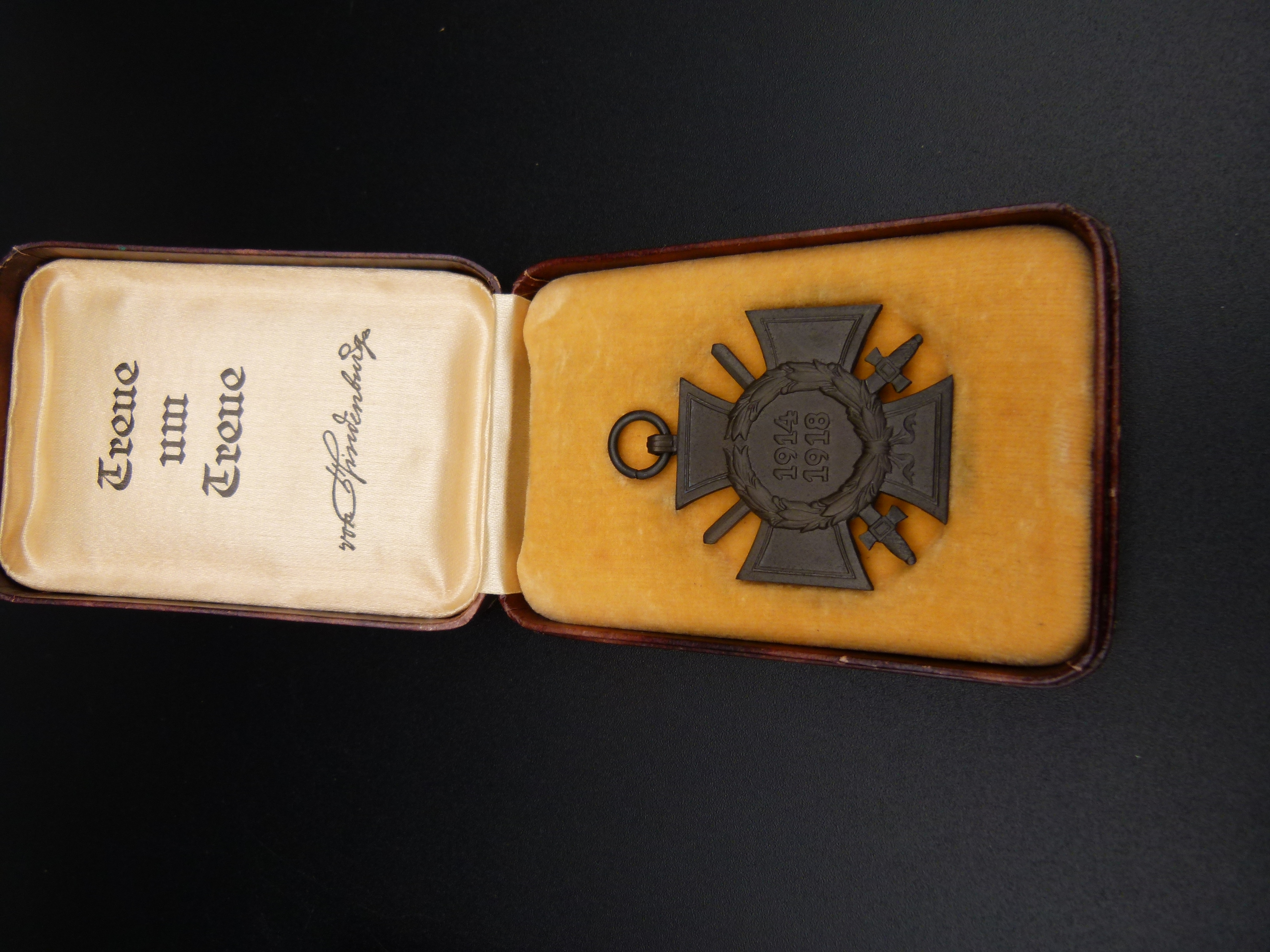 Frontkaempfer Ehrenkreuz im Etui Treue um Treue