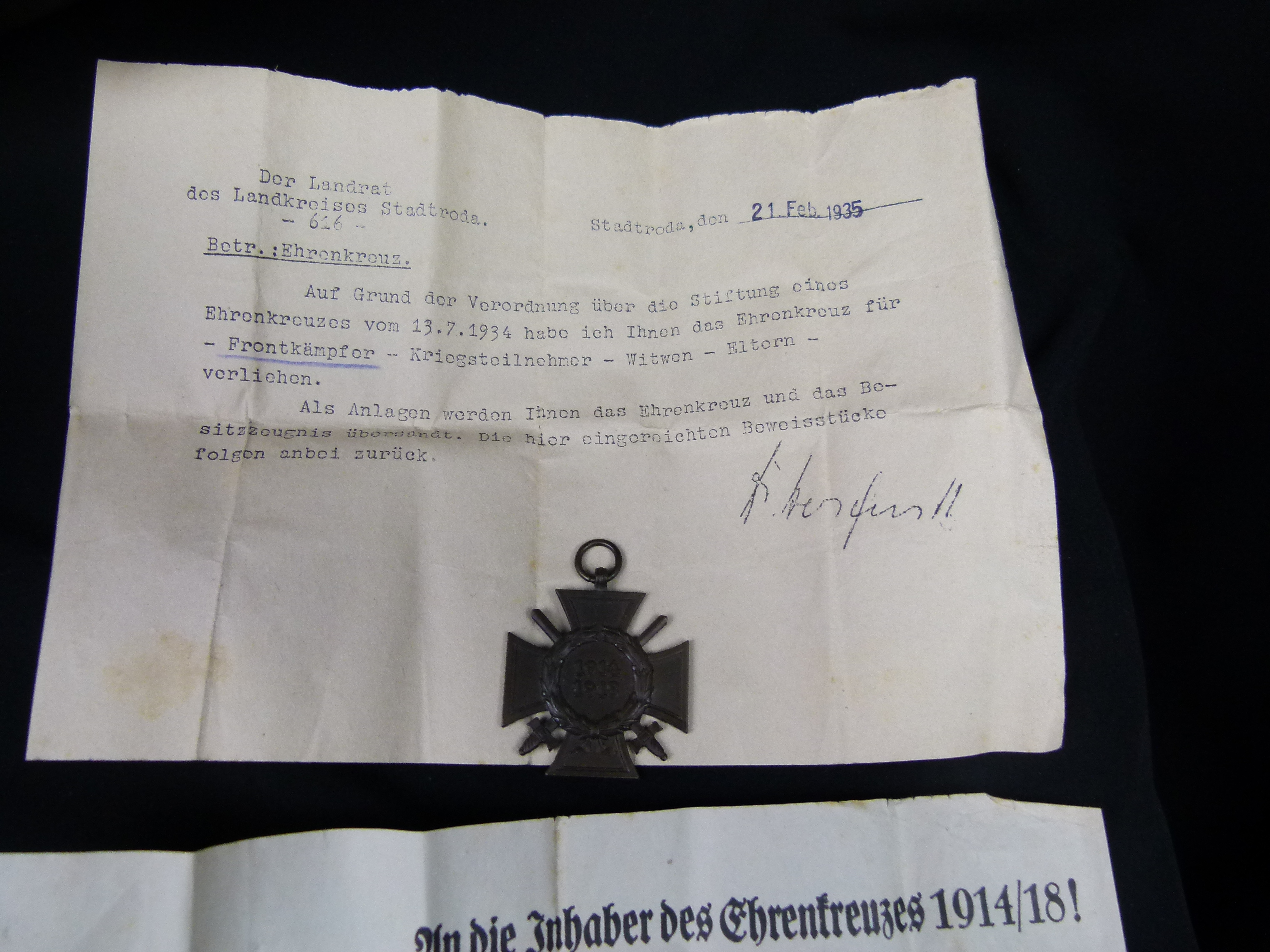 Frontkämpfer Ehrenkreuz mit Schreiben und Werbeblatt