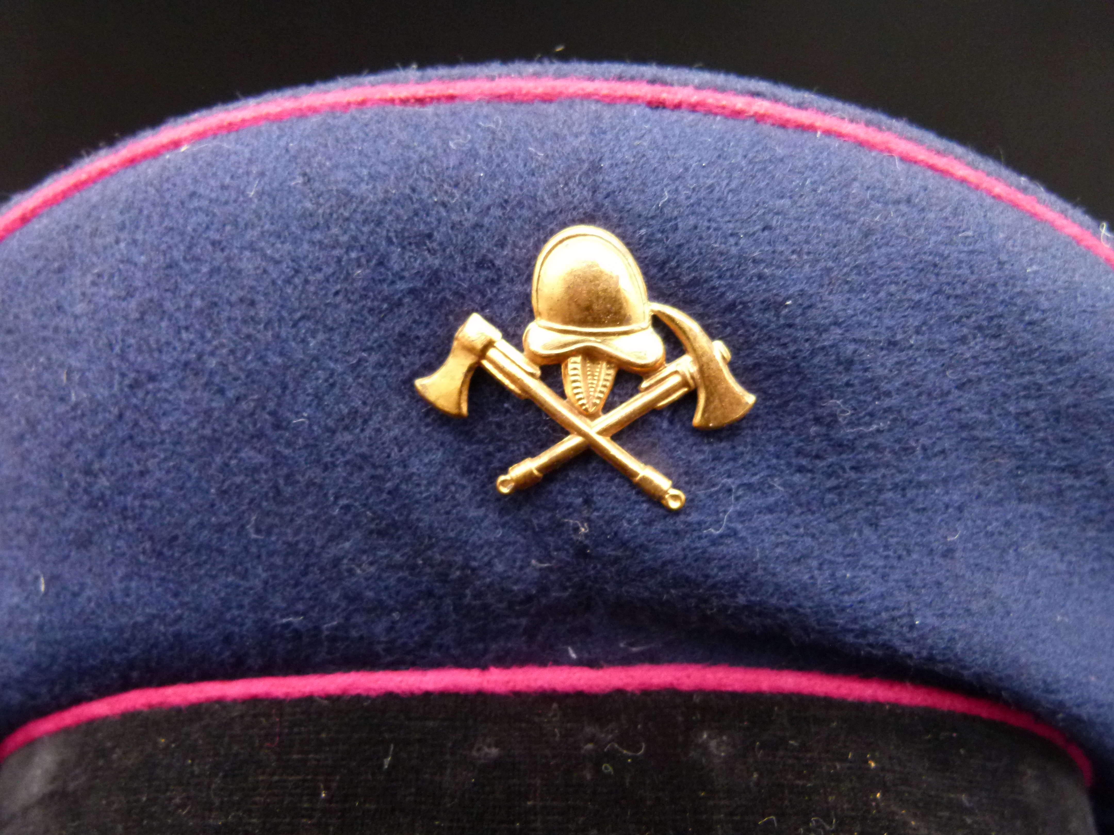 Feuerwehr Schirmmuetze Zwischenkriegszeit 