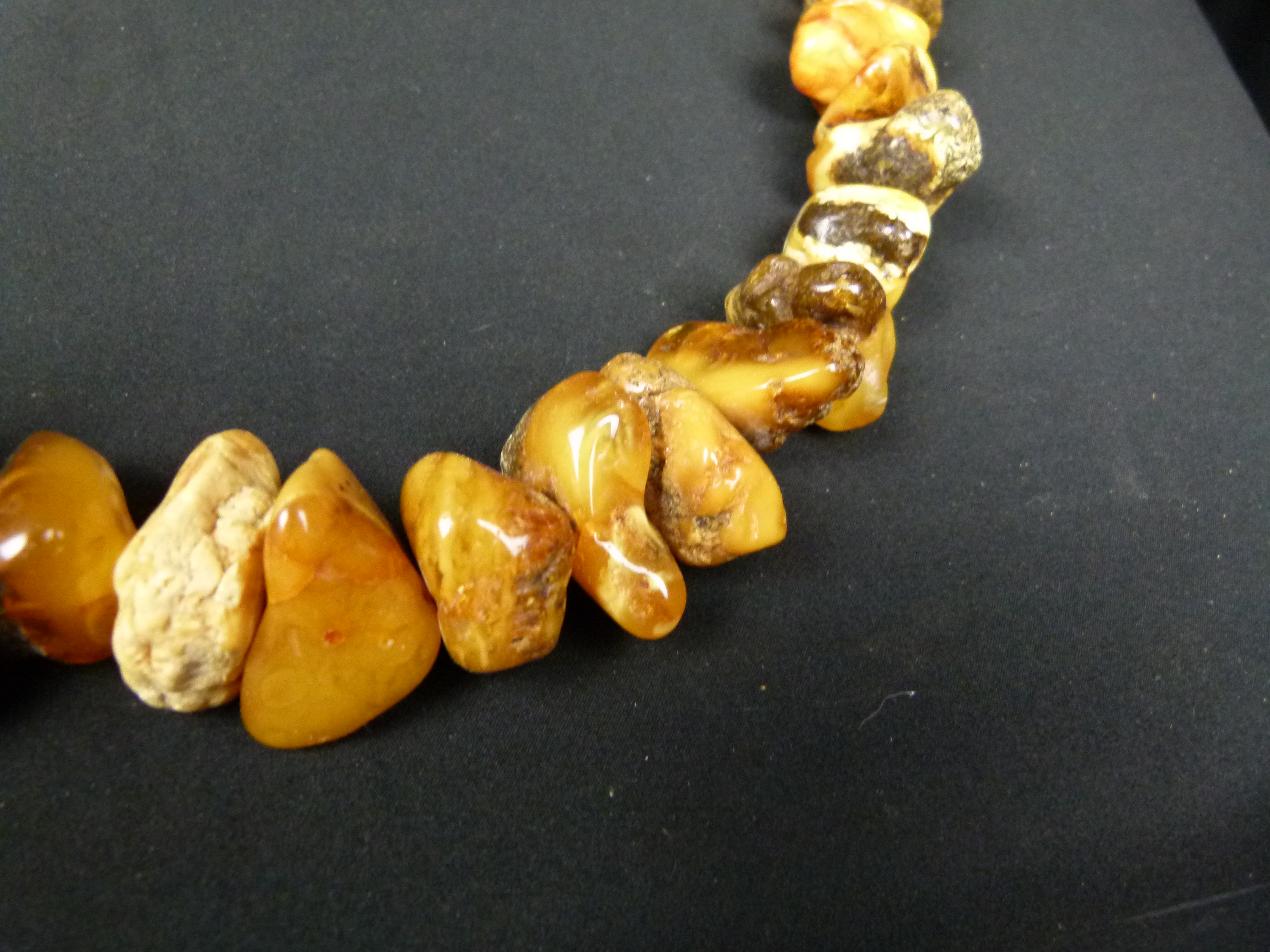 Halskette Naturbernstein traumhafte Optik