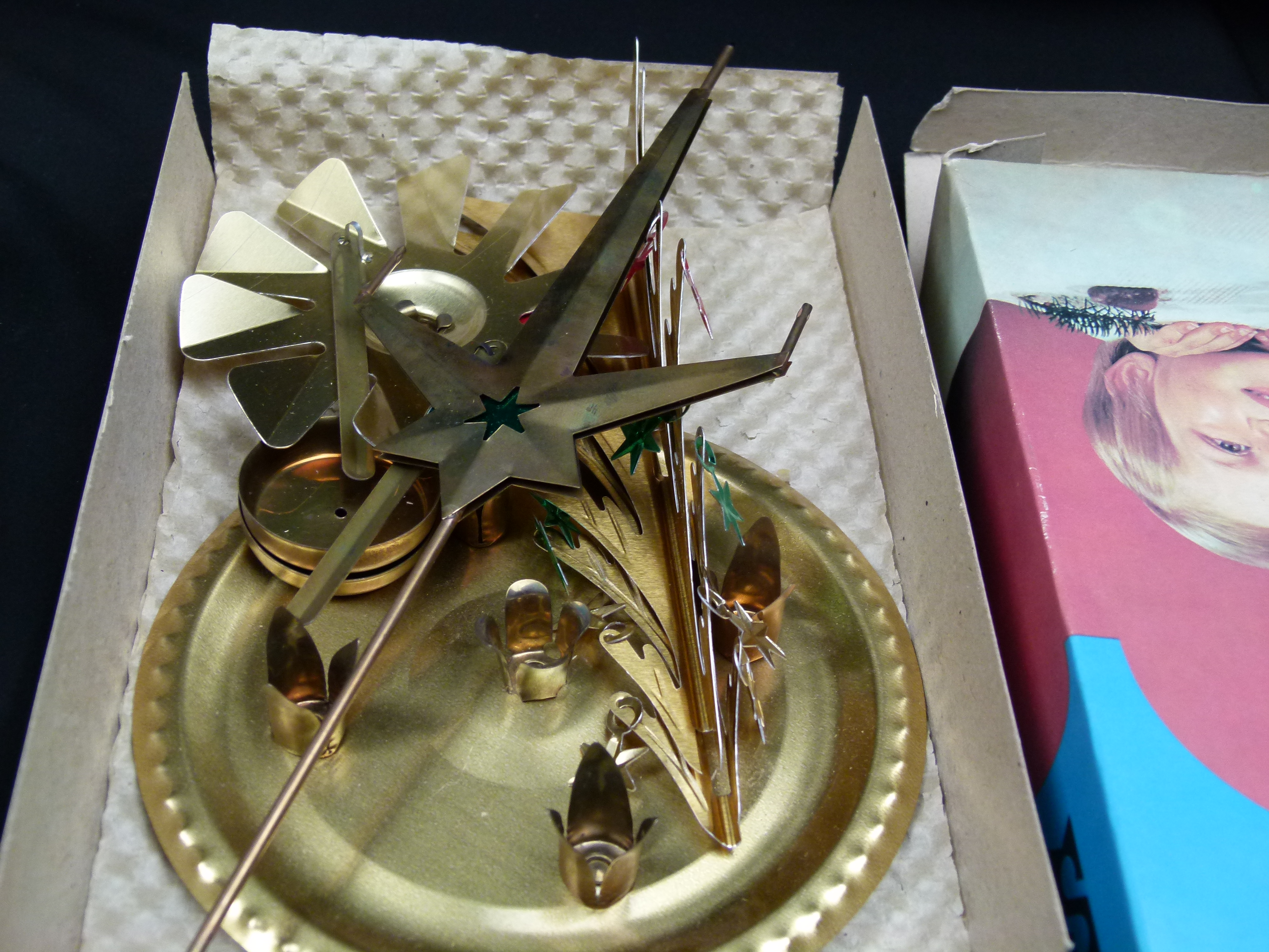 DDR Engelsgelaeut Blechpyramide in OVP unbenutzt