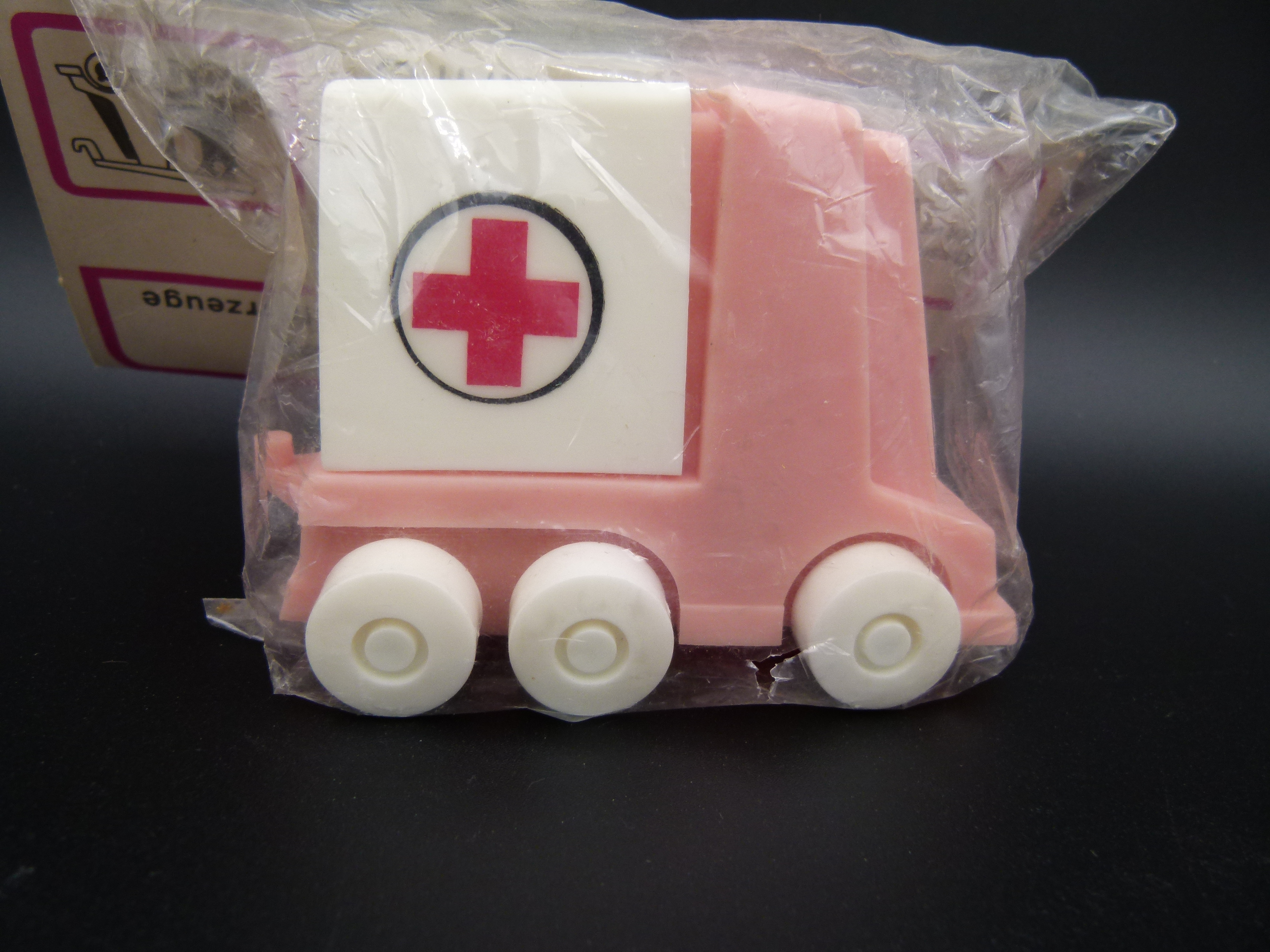 Sonni DDR Kinderspielzeug Auto in OVP Kleinkinder