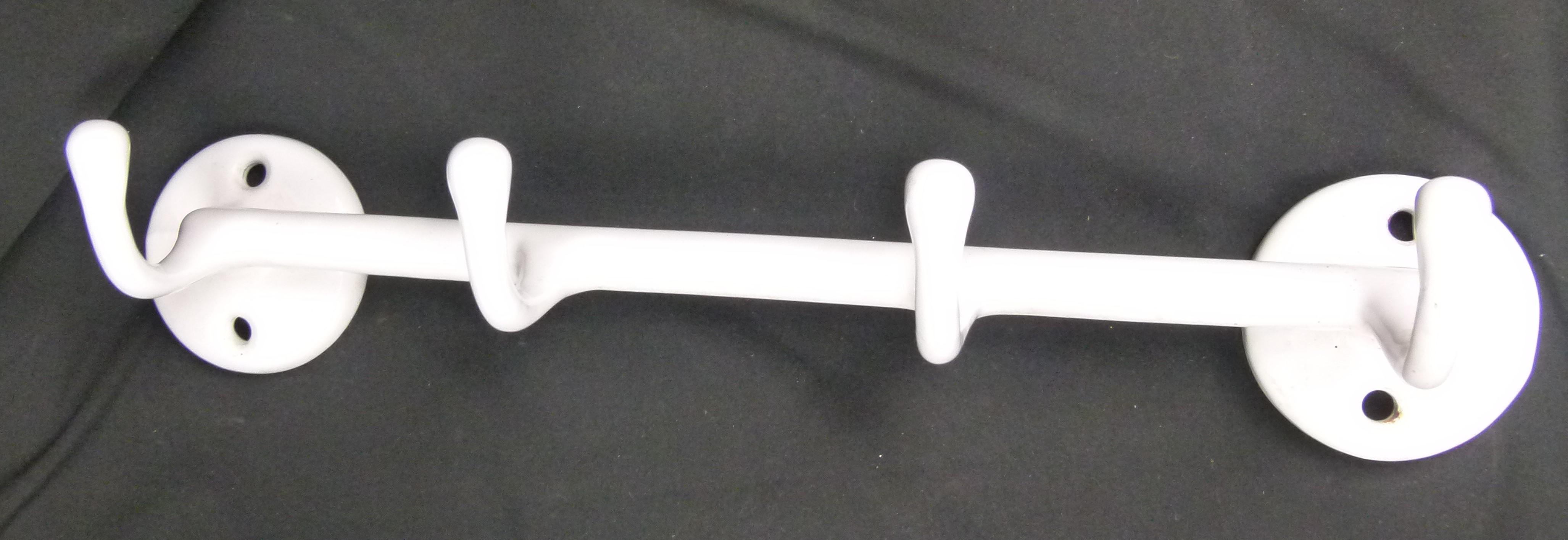 Antiker emaillierter Stahlkleiderhaken 4 Haken