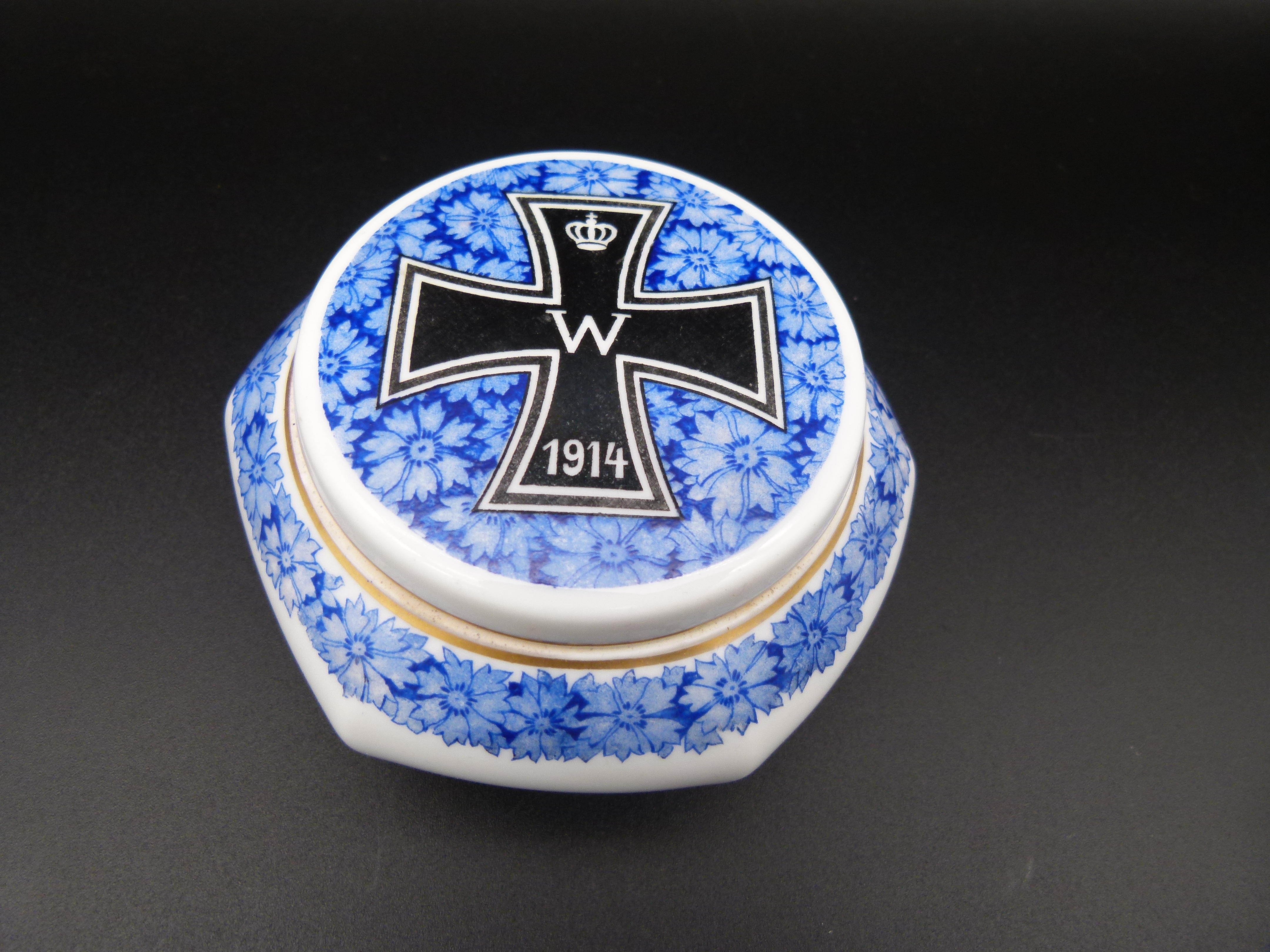 Patriotische Deckeldose EK2 1914 Fraureuth