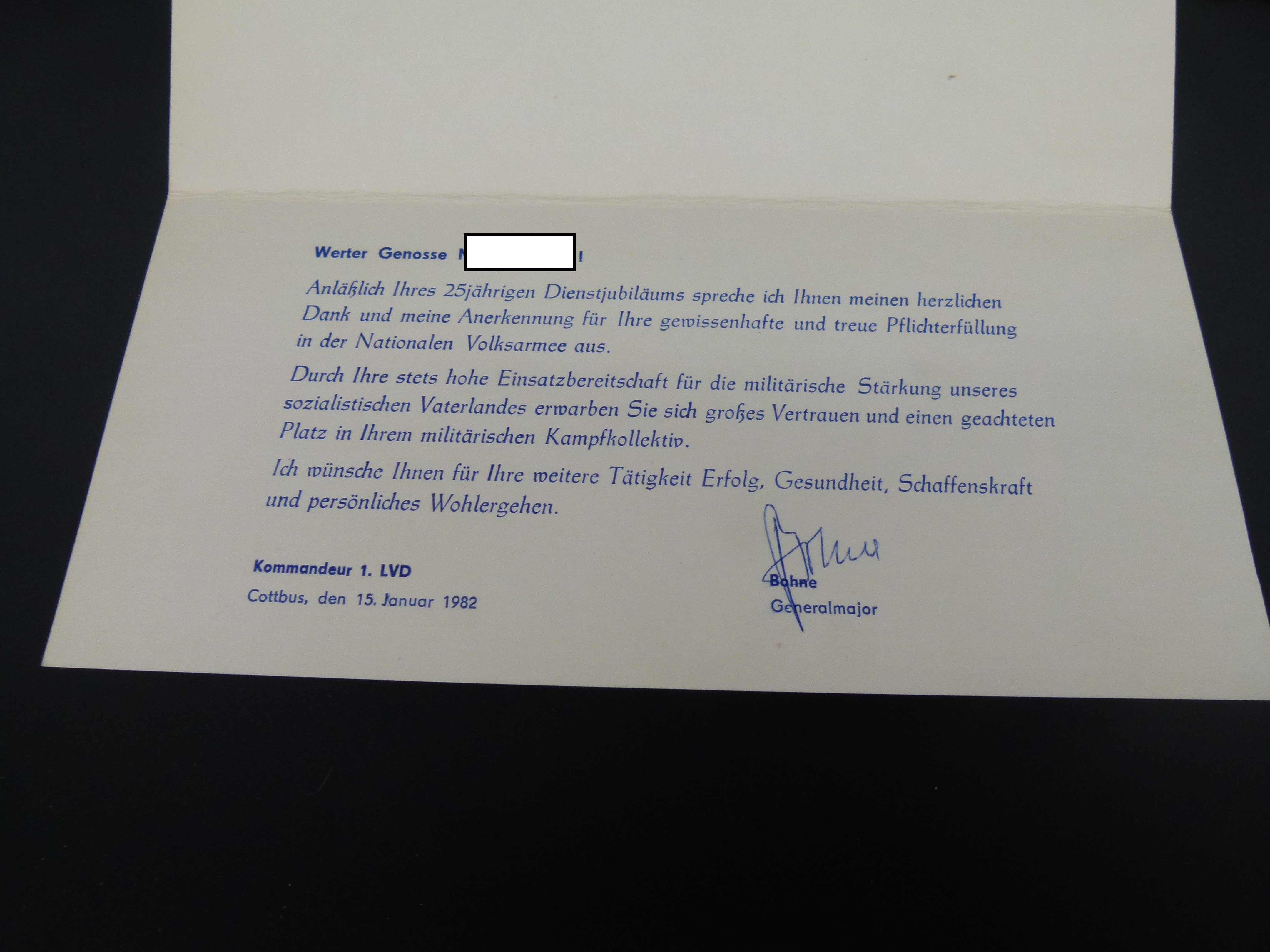 Verleihungskiste 25 Jahre NVA Urkunde Schreiben  