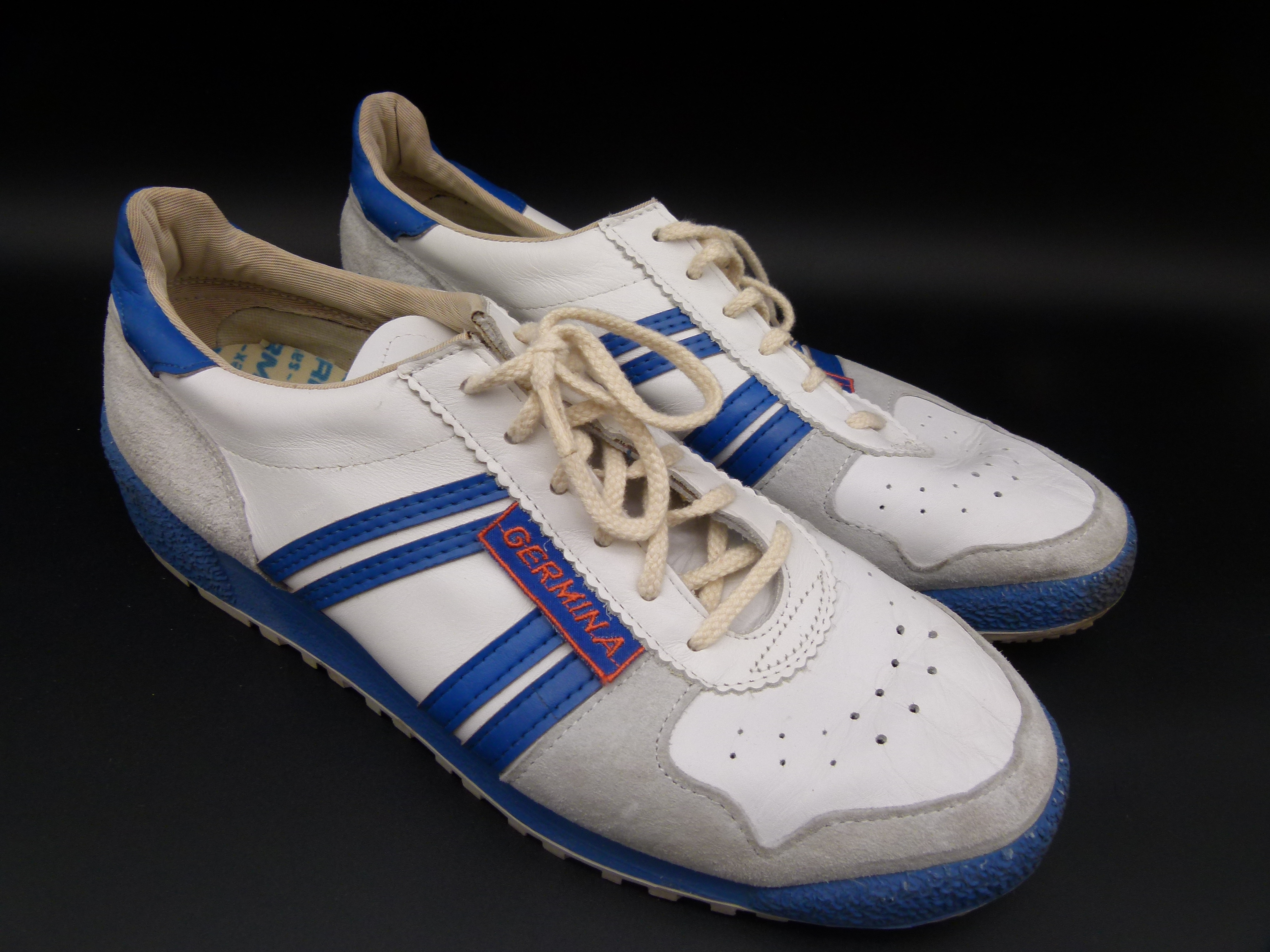 DDR Germina Turnschuhe Herren Groeße 9 top