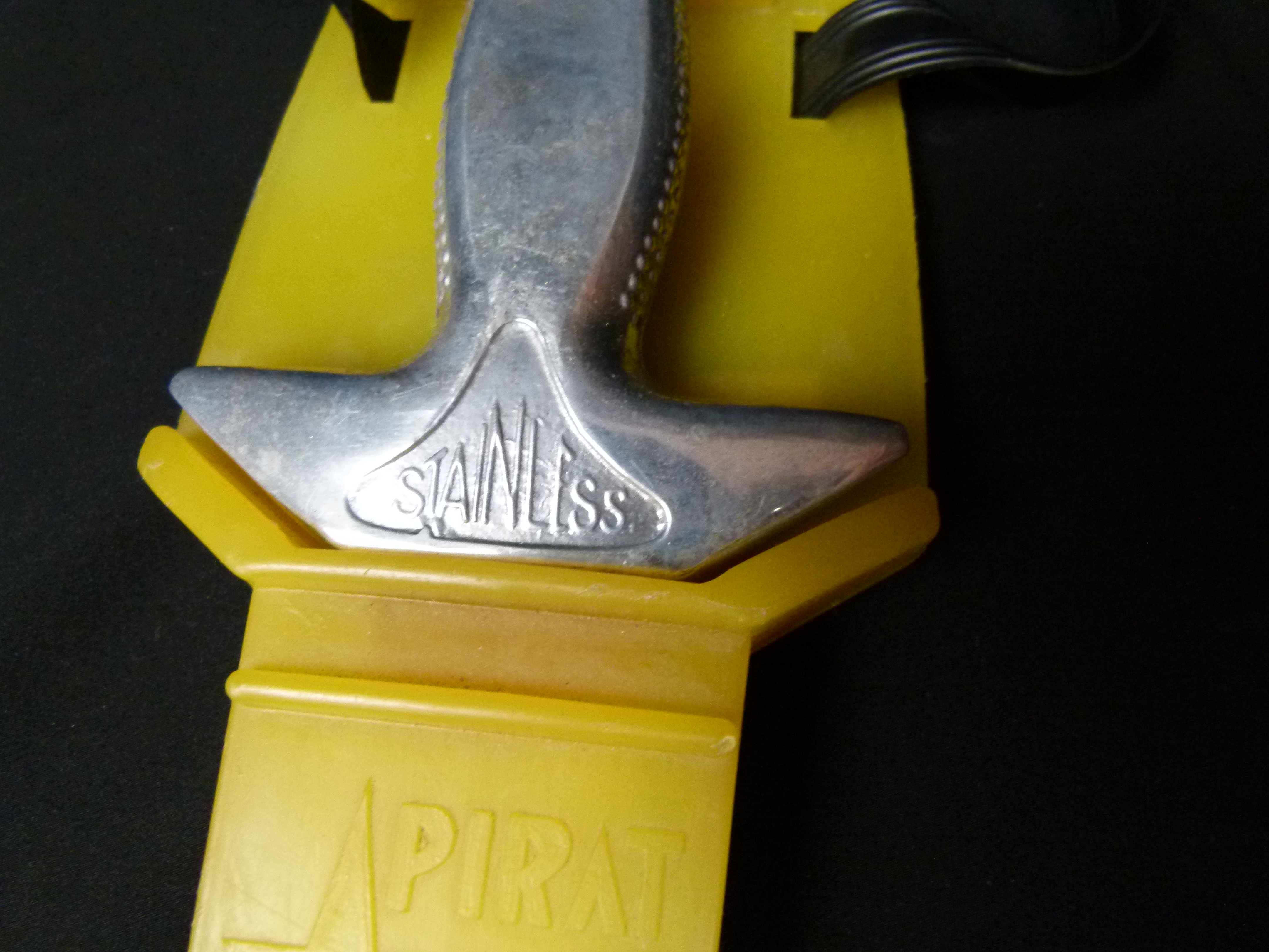 DDR NVA Tauchermesser Pirat 