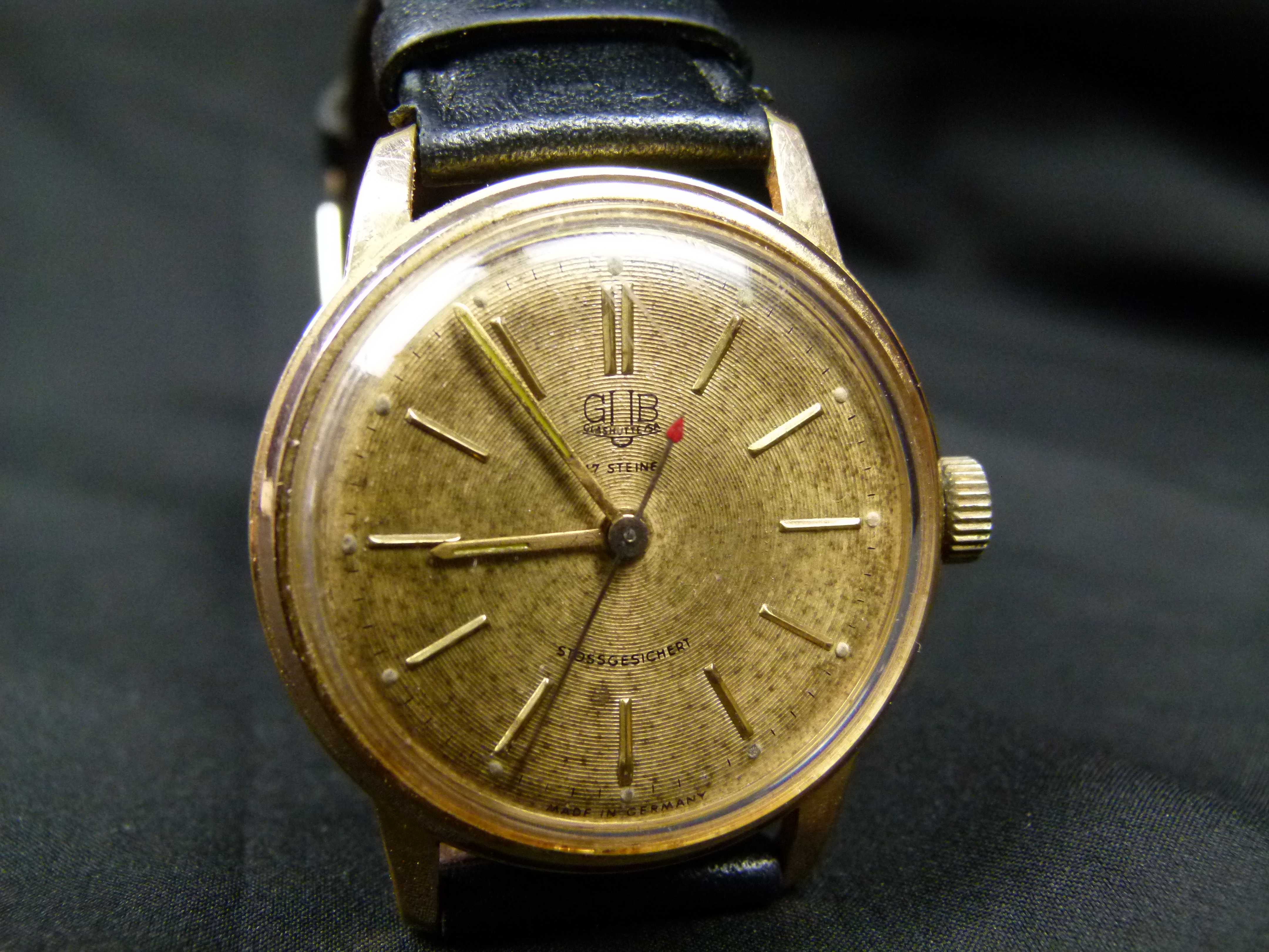 GUB Glashuette Herrenuhr Handaufzug Kaliber 70.1