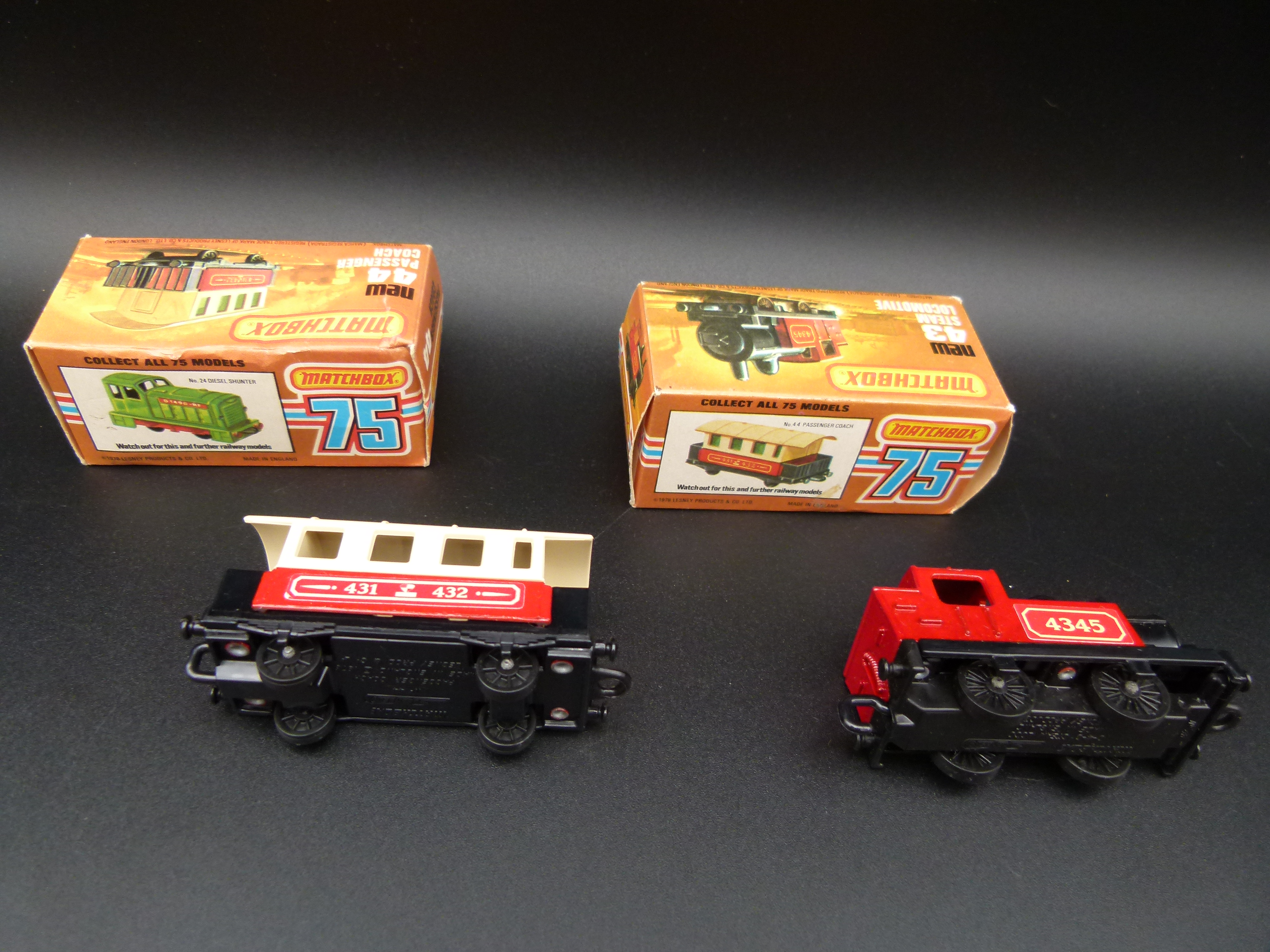 Matchbox Locomotive und Passenger Coach in OVP