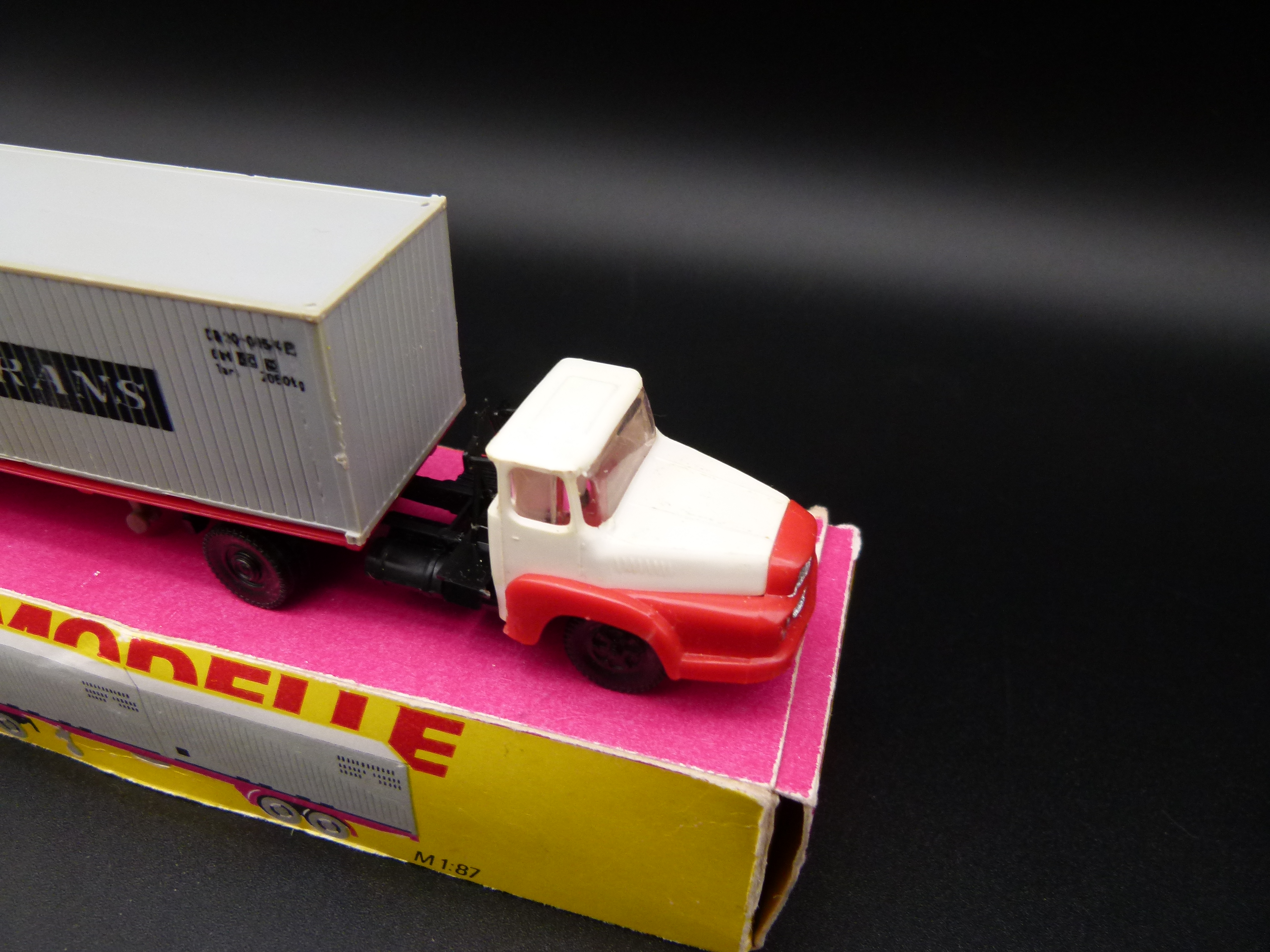 Espewe Modell 49 Sattelzug Deutrans DDR Modell  