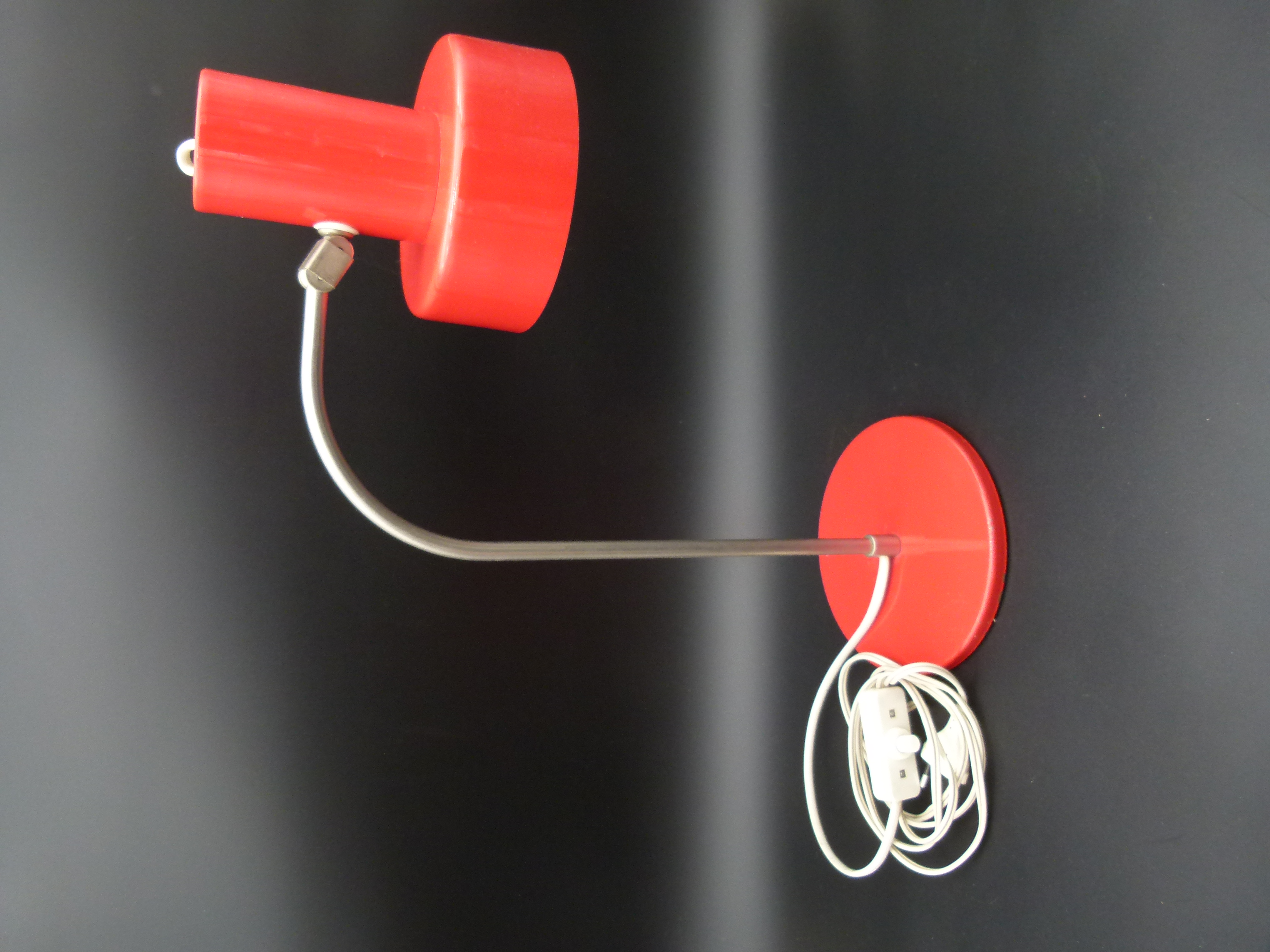 60er 70er Jahre Schreibtischlampe rot DDR Design
