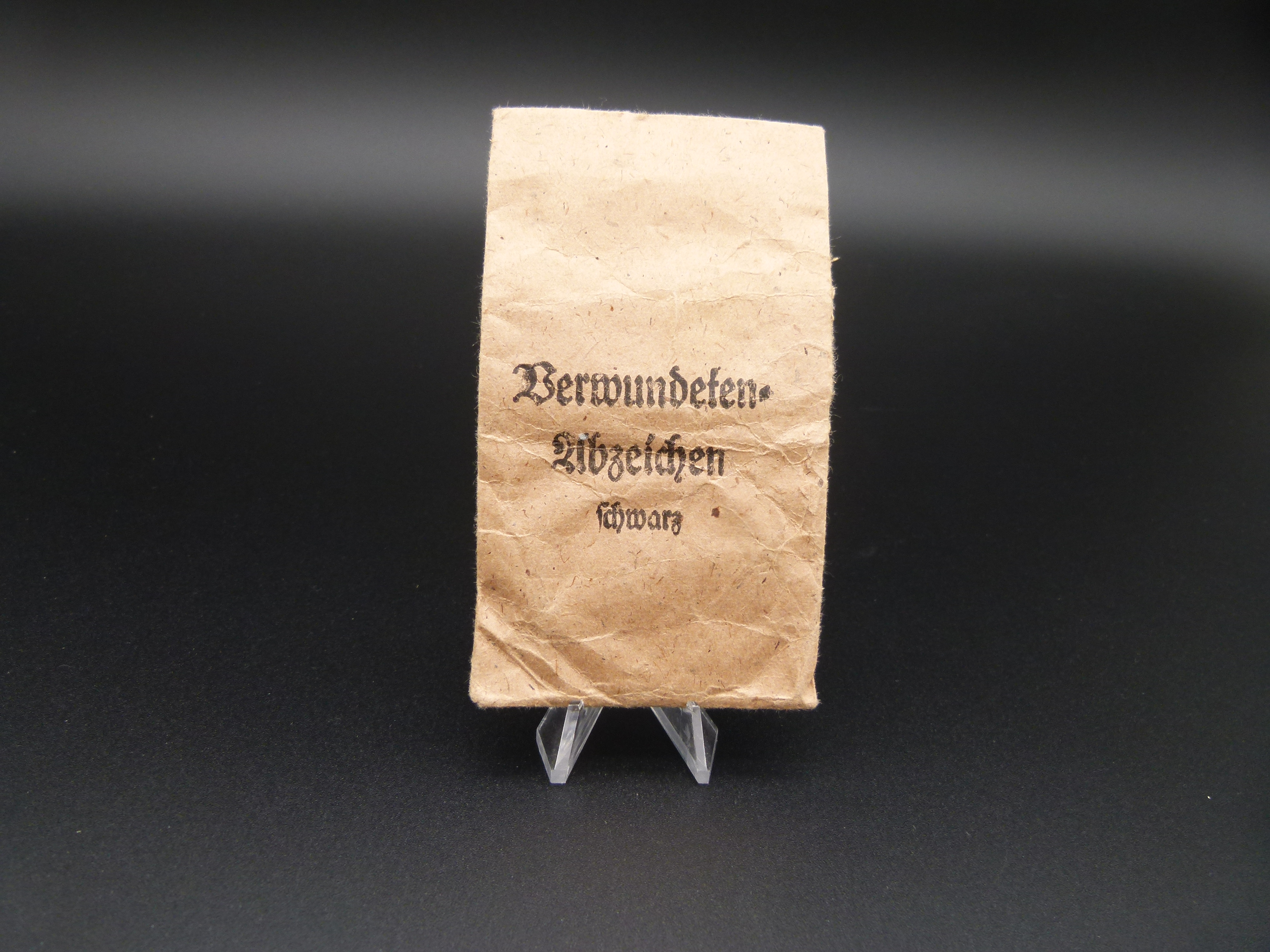 Verleihungstüte Verwundetenabzeichen schwarz 