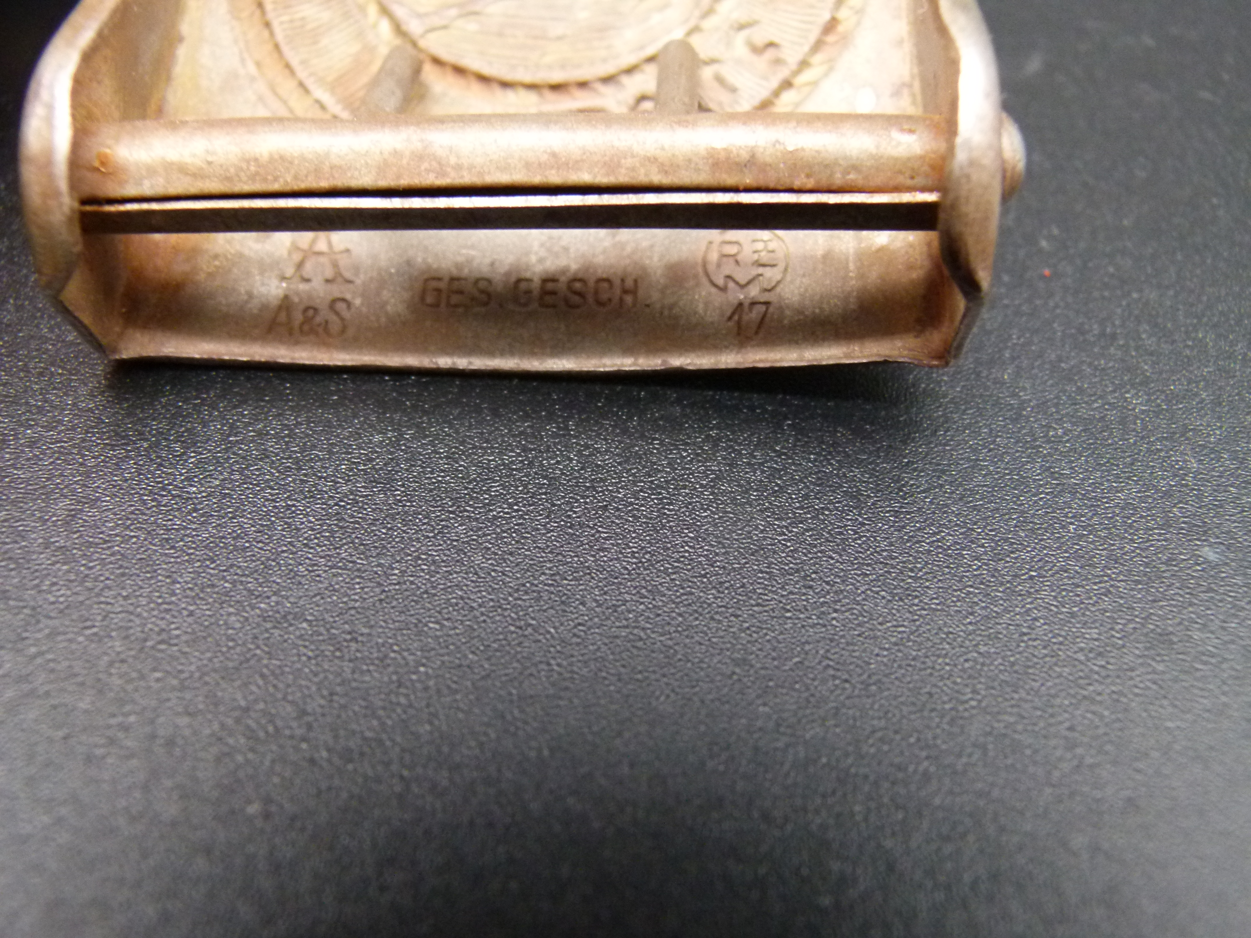 HJ Koppelschloss gefaehrliche Rundfluegel Kopie