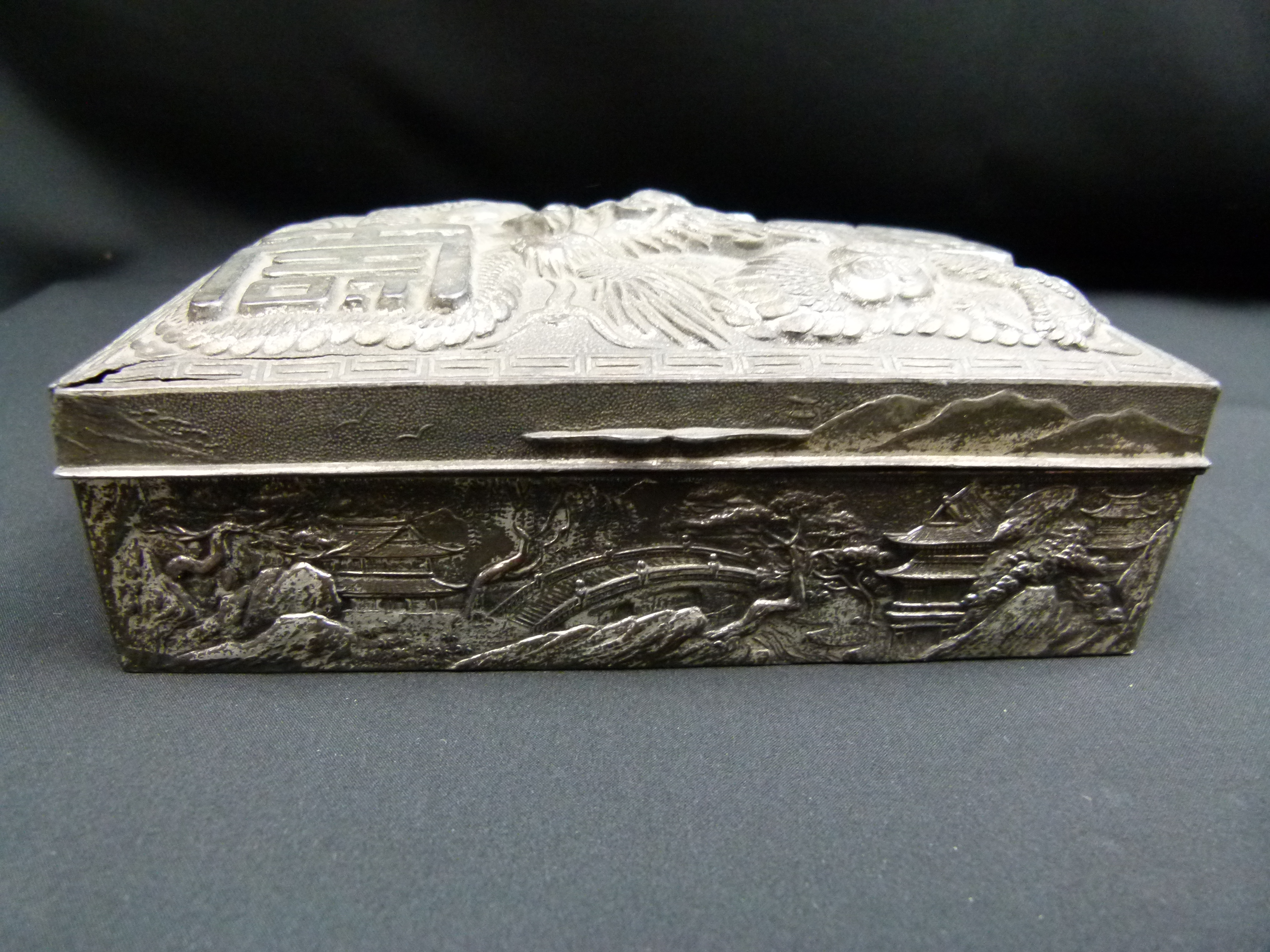 Alte japanische Tabakdose Zigarettendose versilbert