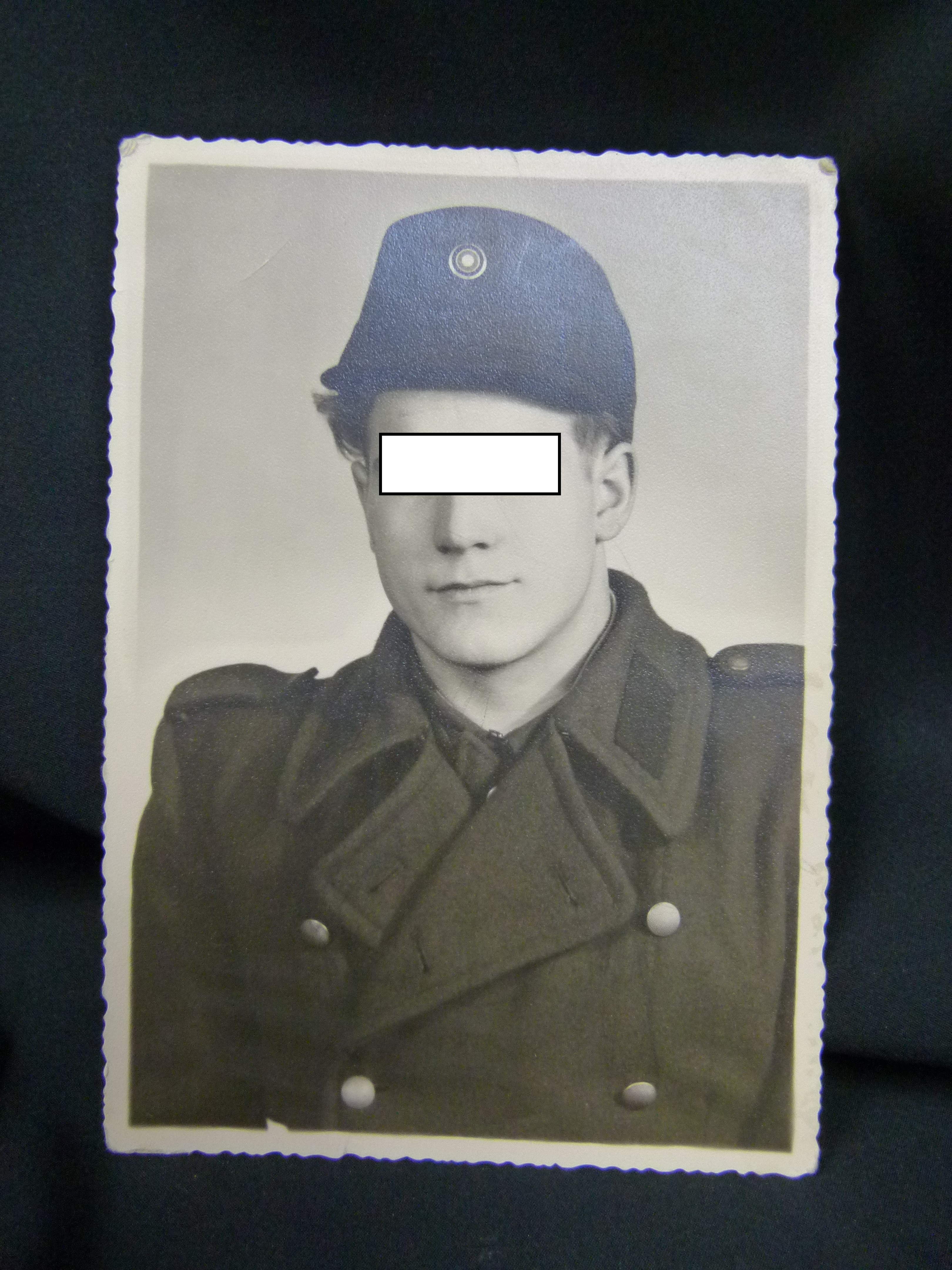 Studio Portrait KVP mit Ski Wintermuetze Raritaet