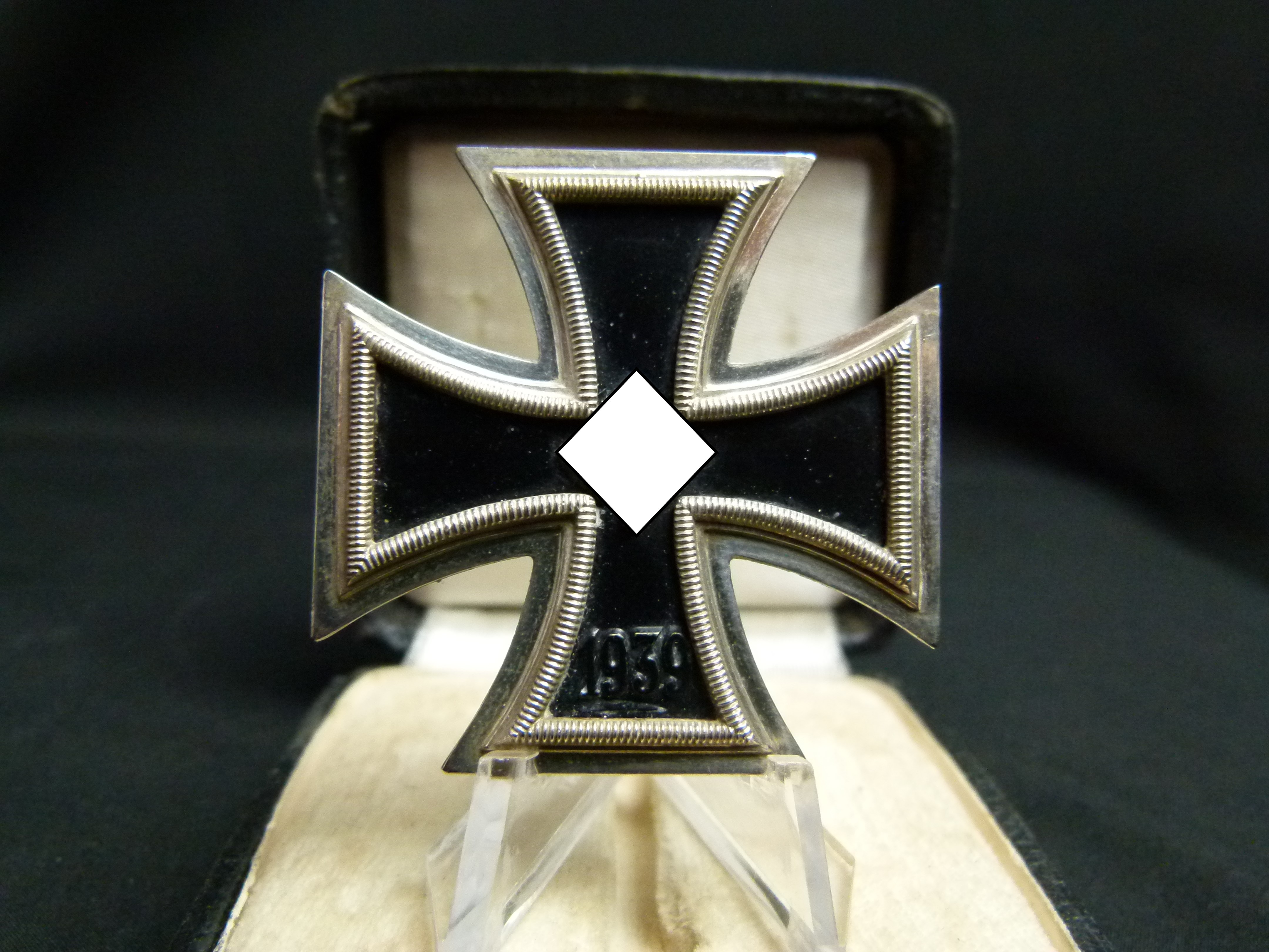 EK1 1939 Hersteller 15 Friedrich Orth im Etui