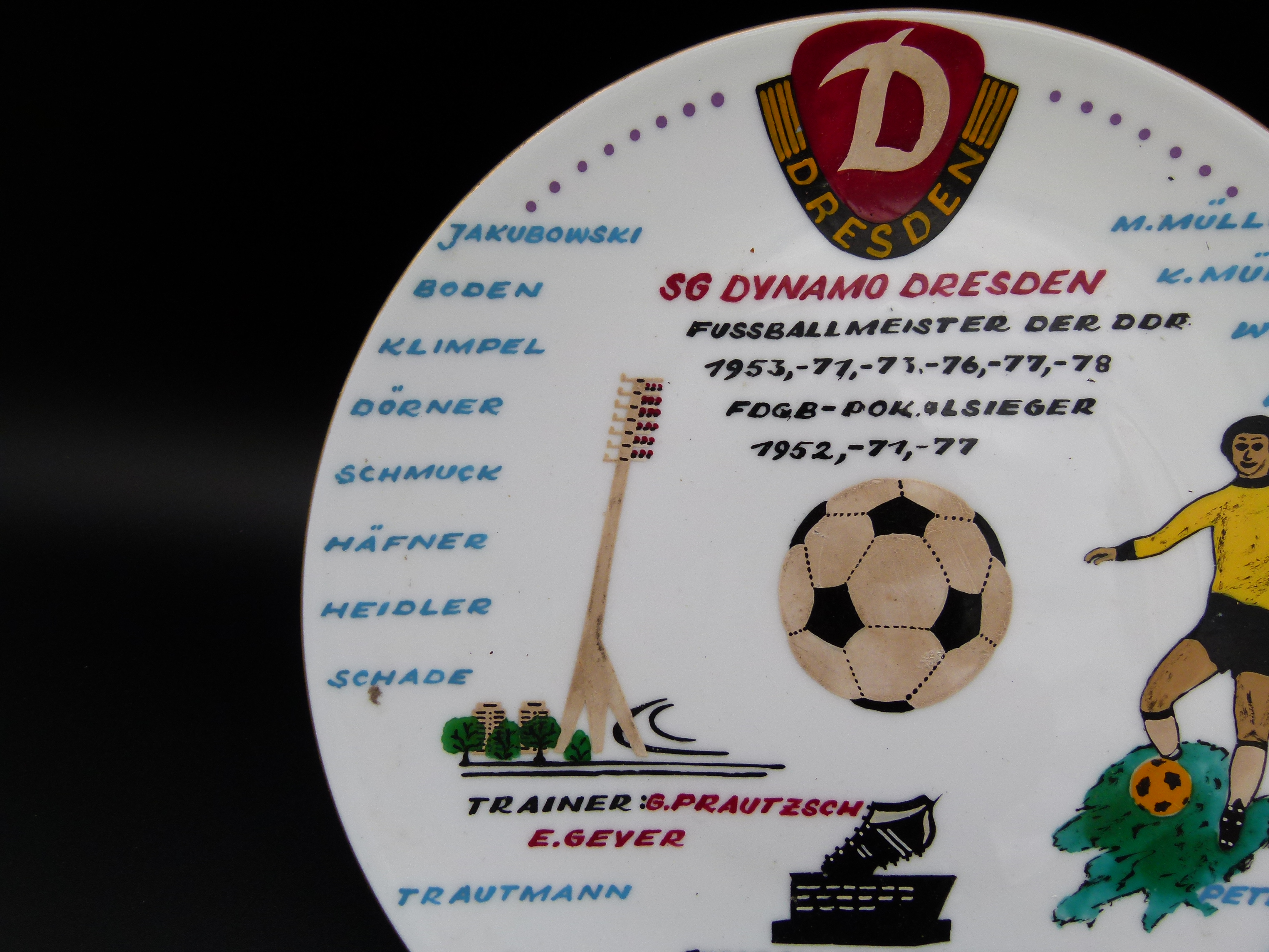 Seltener Fußball Teller SG Dynamo Dresden 1979