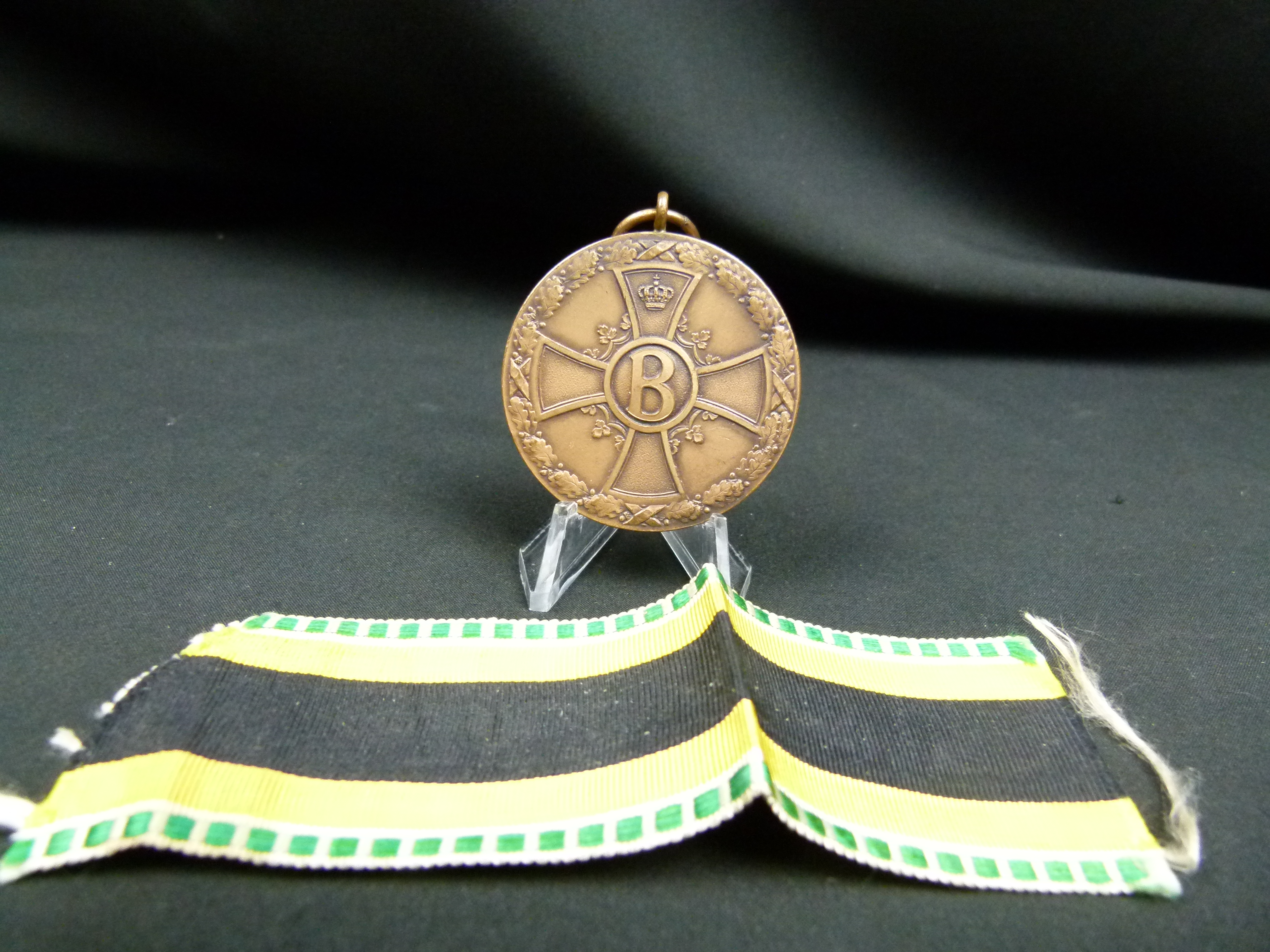 Medaille fuer Verdienst im Kriege 1915 in Bronze 