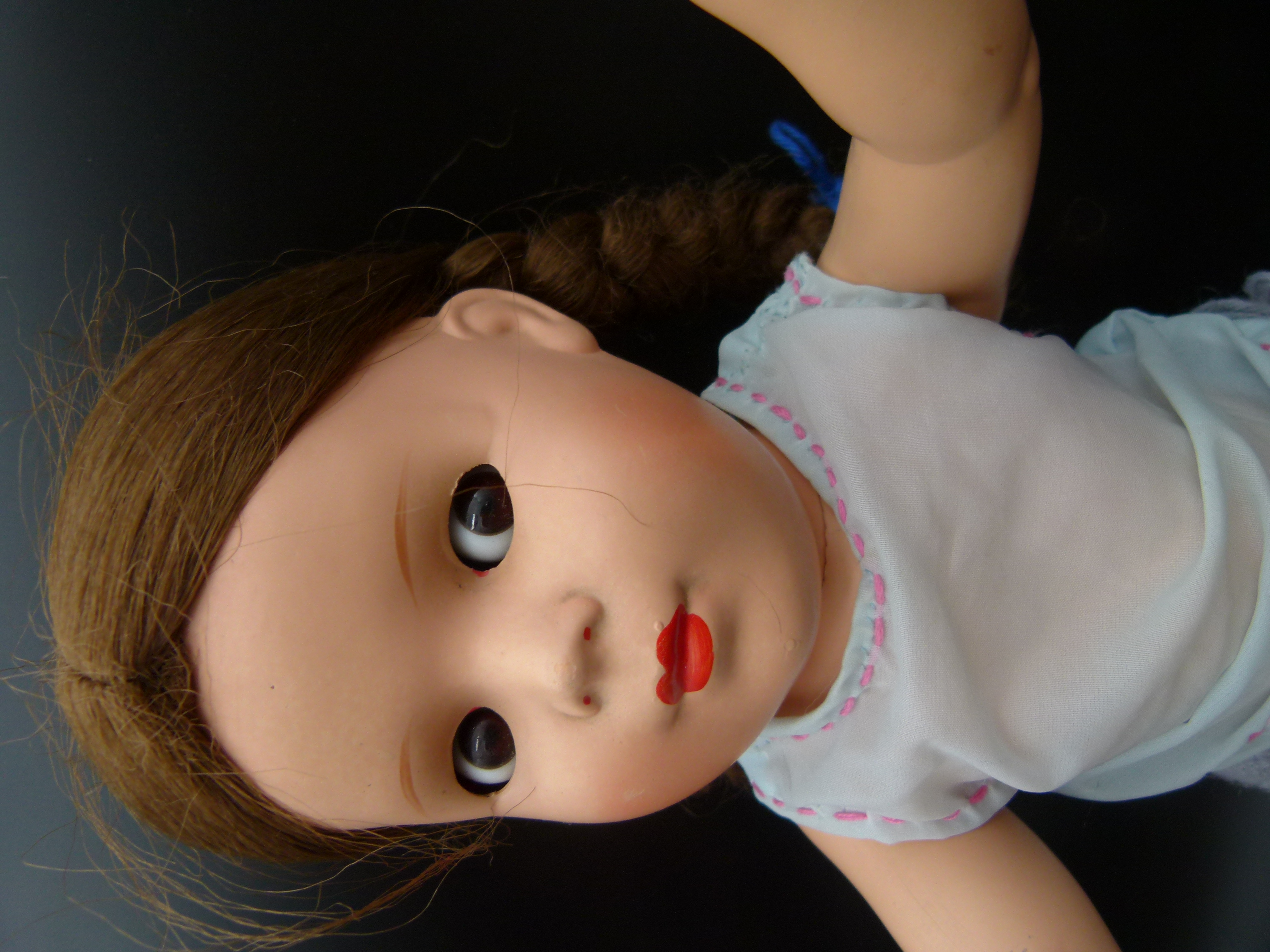 Antike Kinderpuppe mit Wackelaugen 43 cm hoch