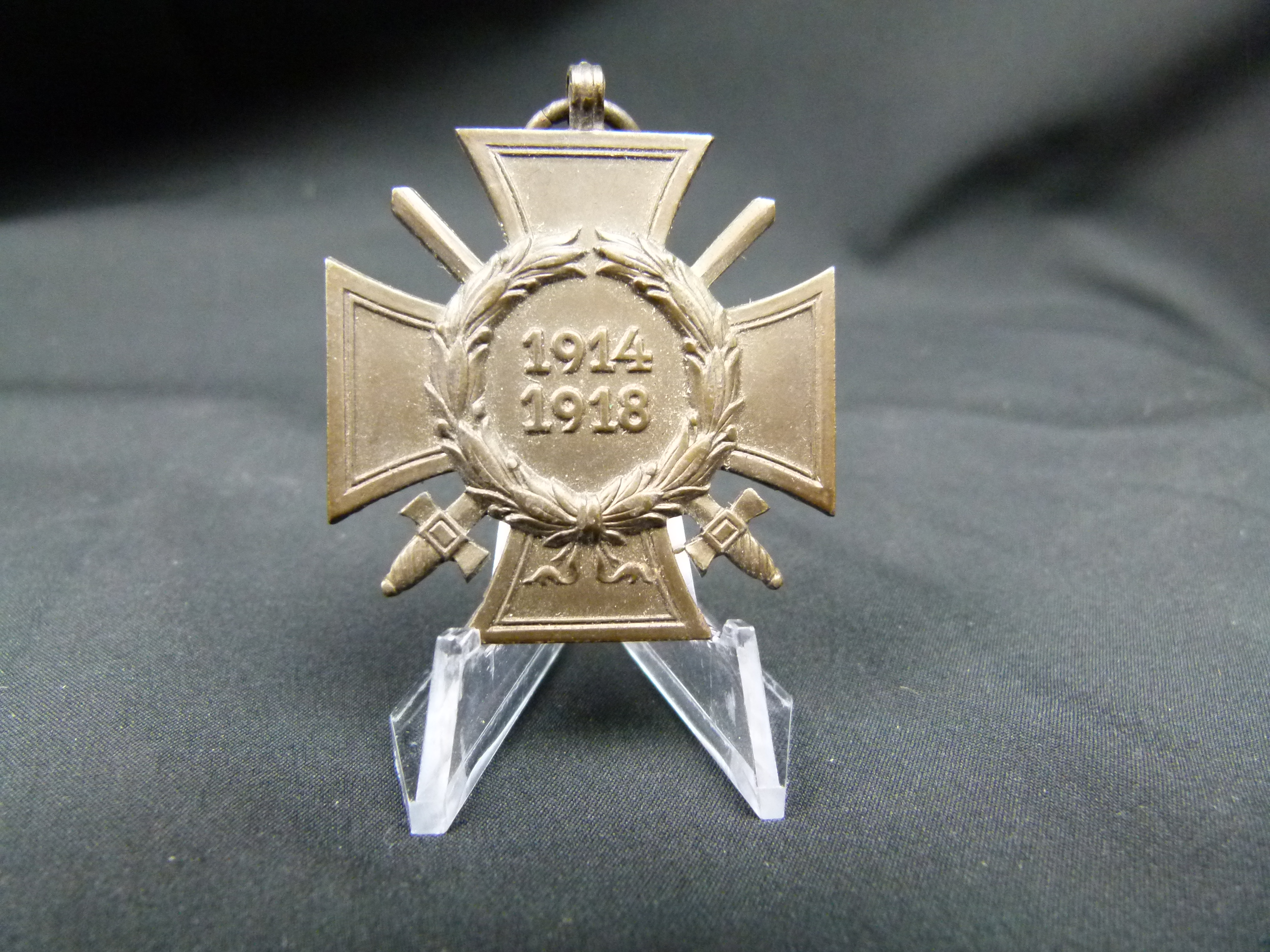 Frontkämpfer Ehrenkreuz mit Schreiben und Werbeblatt