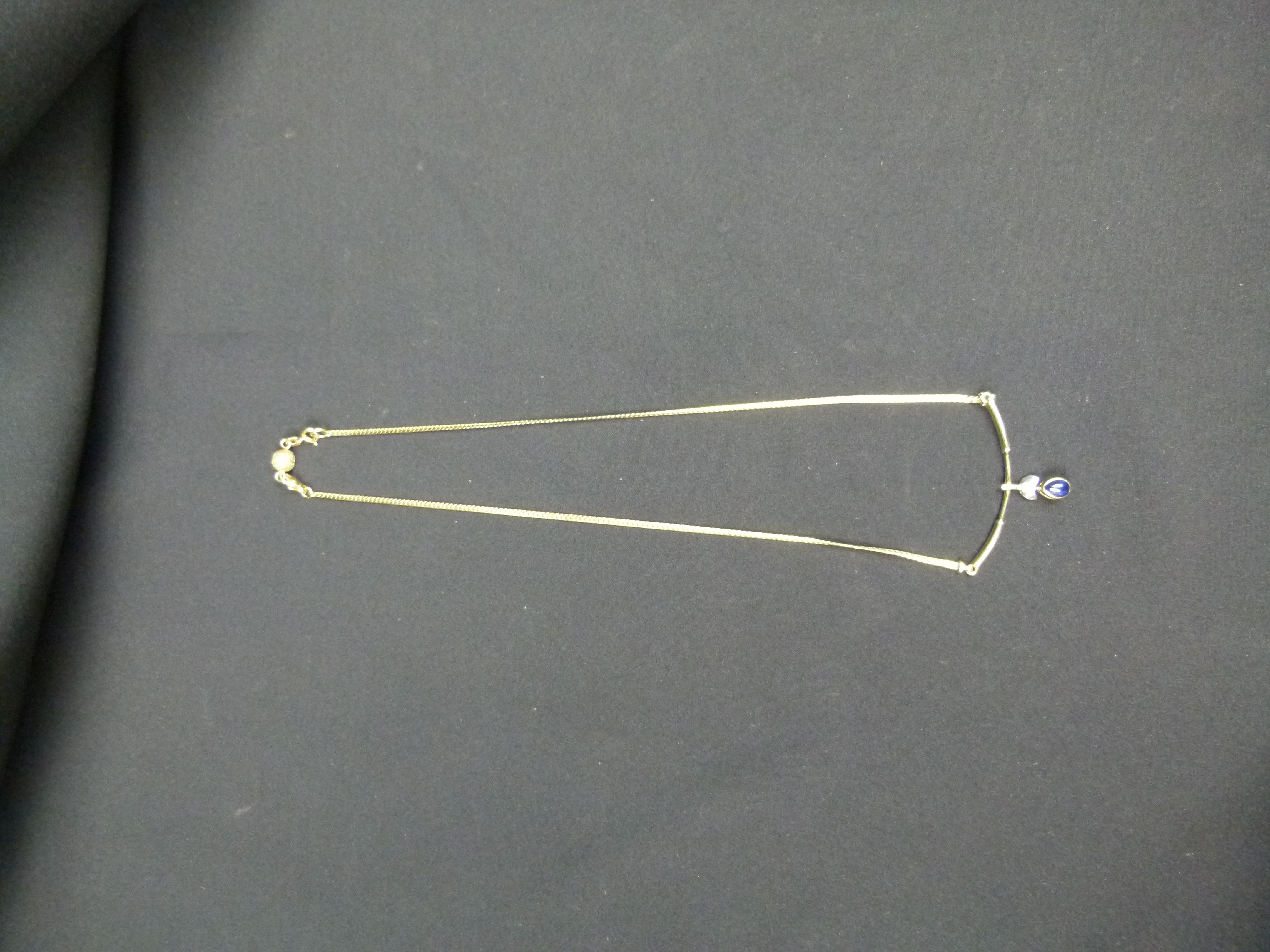 Ausgefallene Damenkette 925 vergoldet blauer Stein