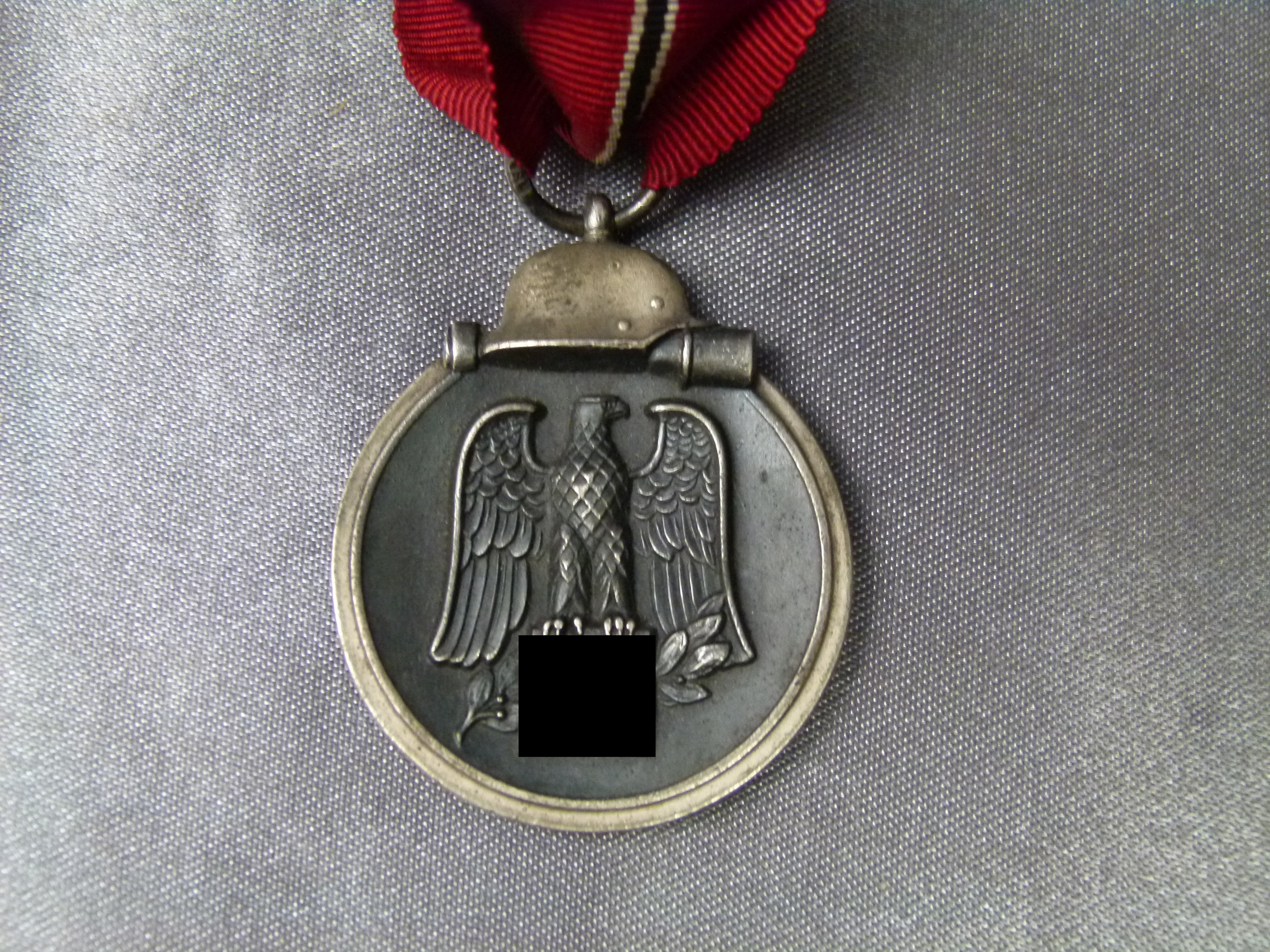 Ostmedaille Winterschlacht  Hersteller 15 Friedrich Orth