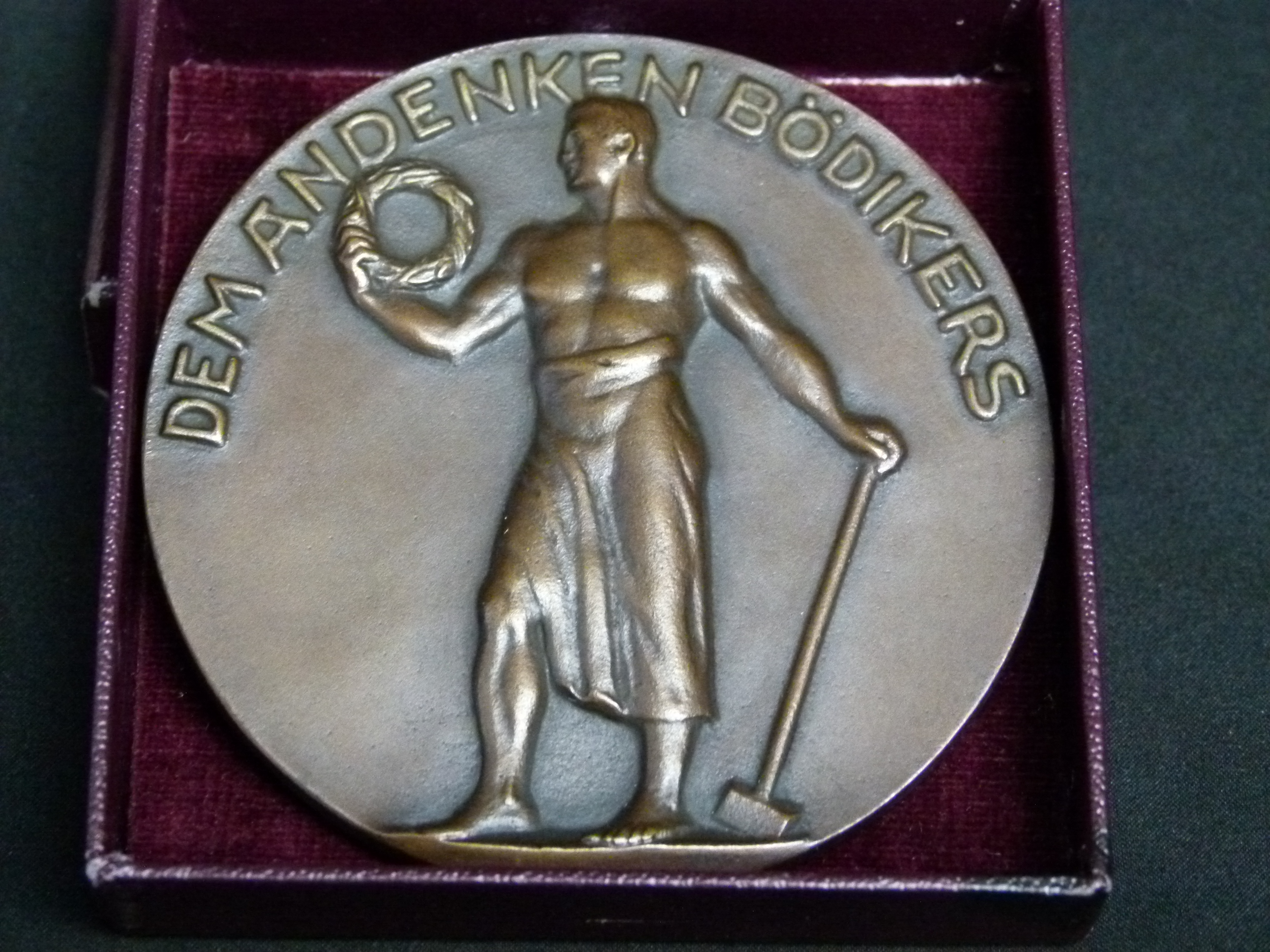 Bismark Bronze Medaille im Etui Andenken Boedikers 