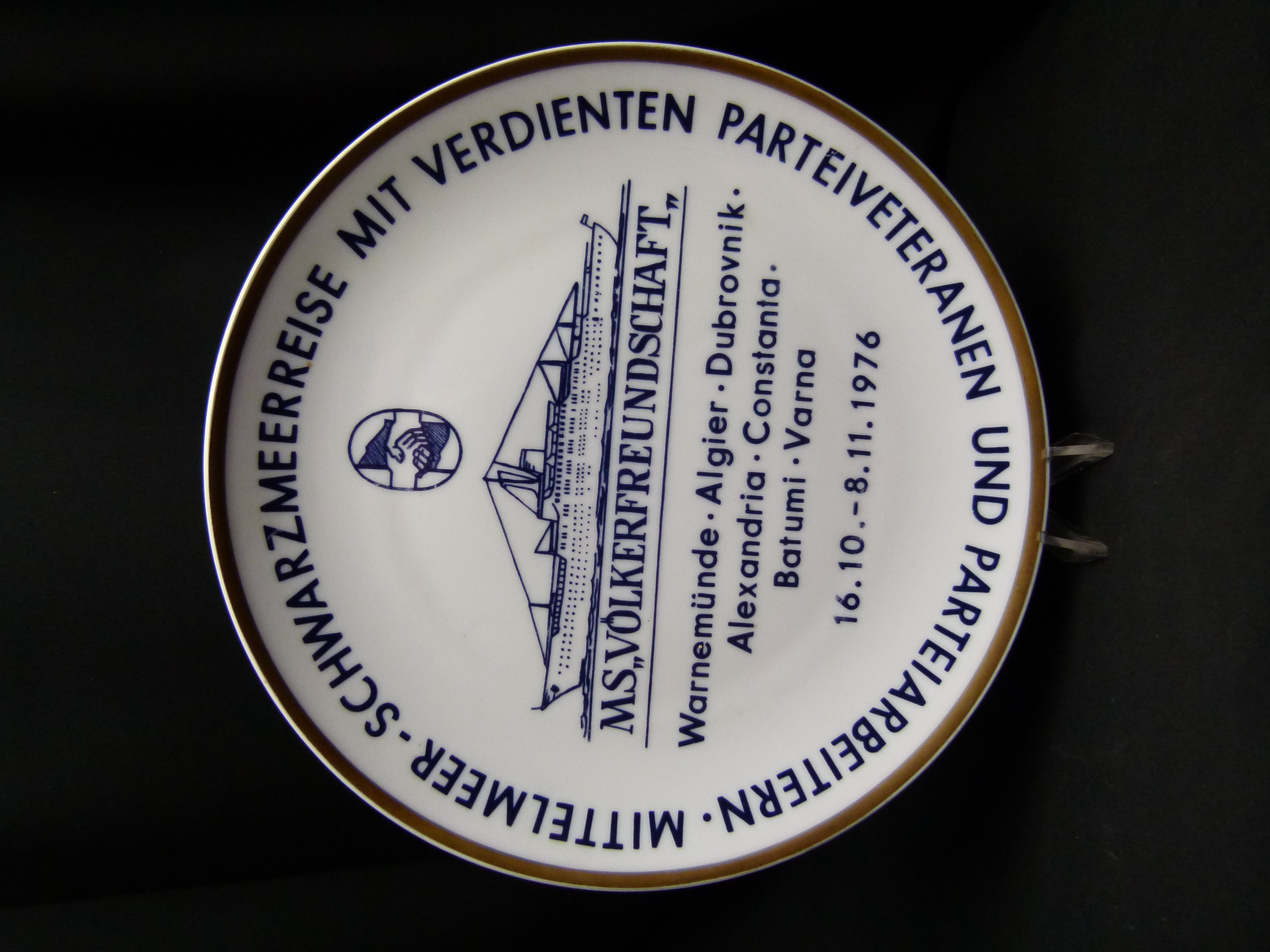 DDR Ehrenteller SED MS Freundschaft Partei Reise