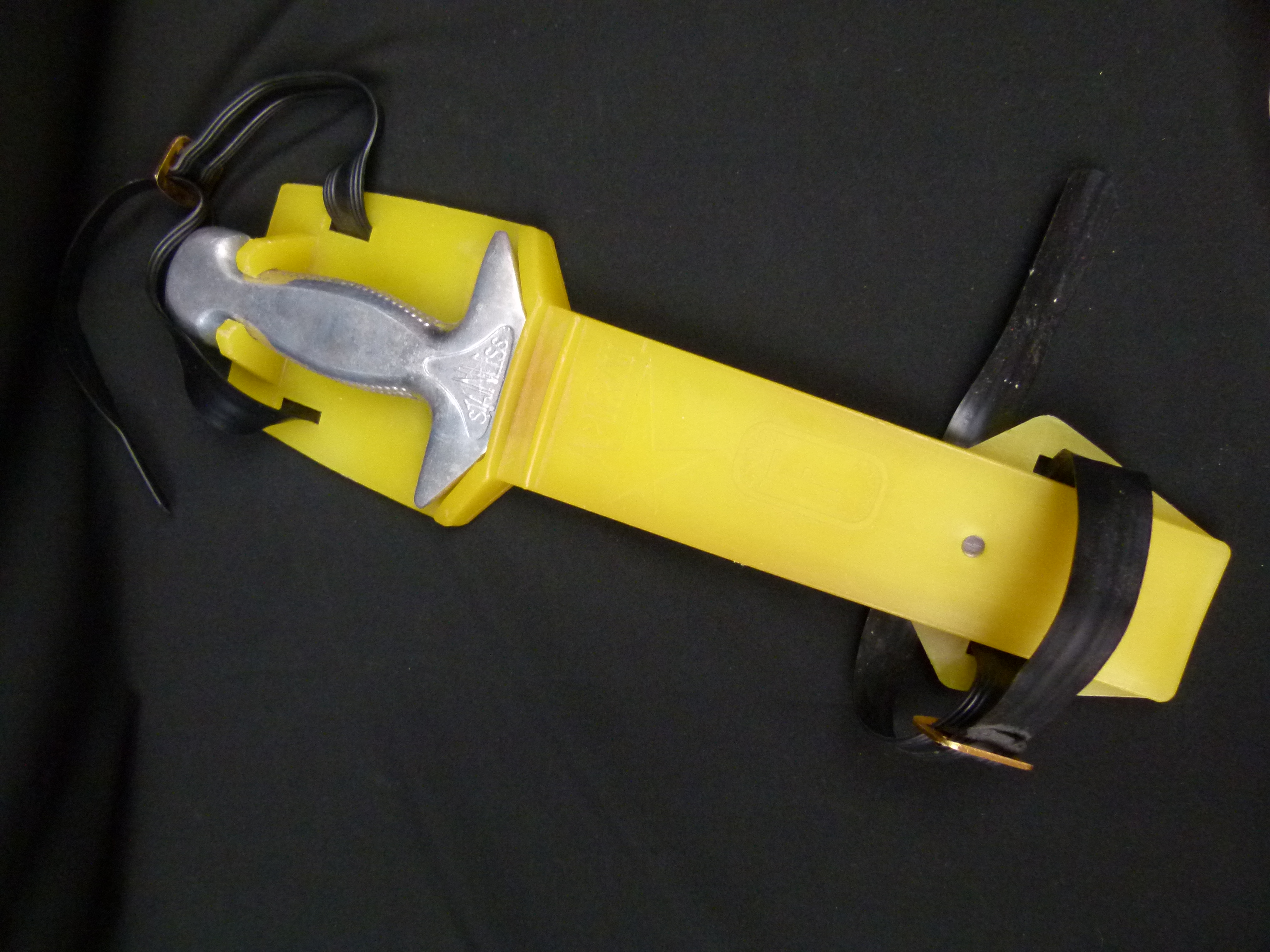 DDR NVA Tauchermesser Pirat 