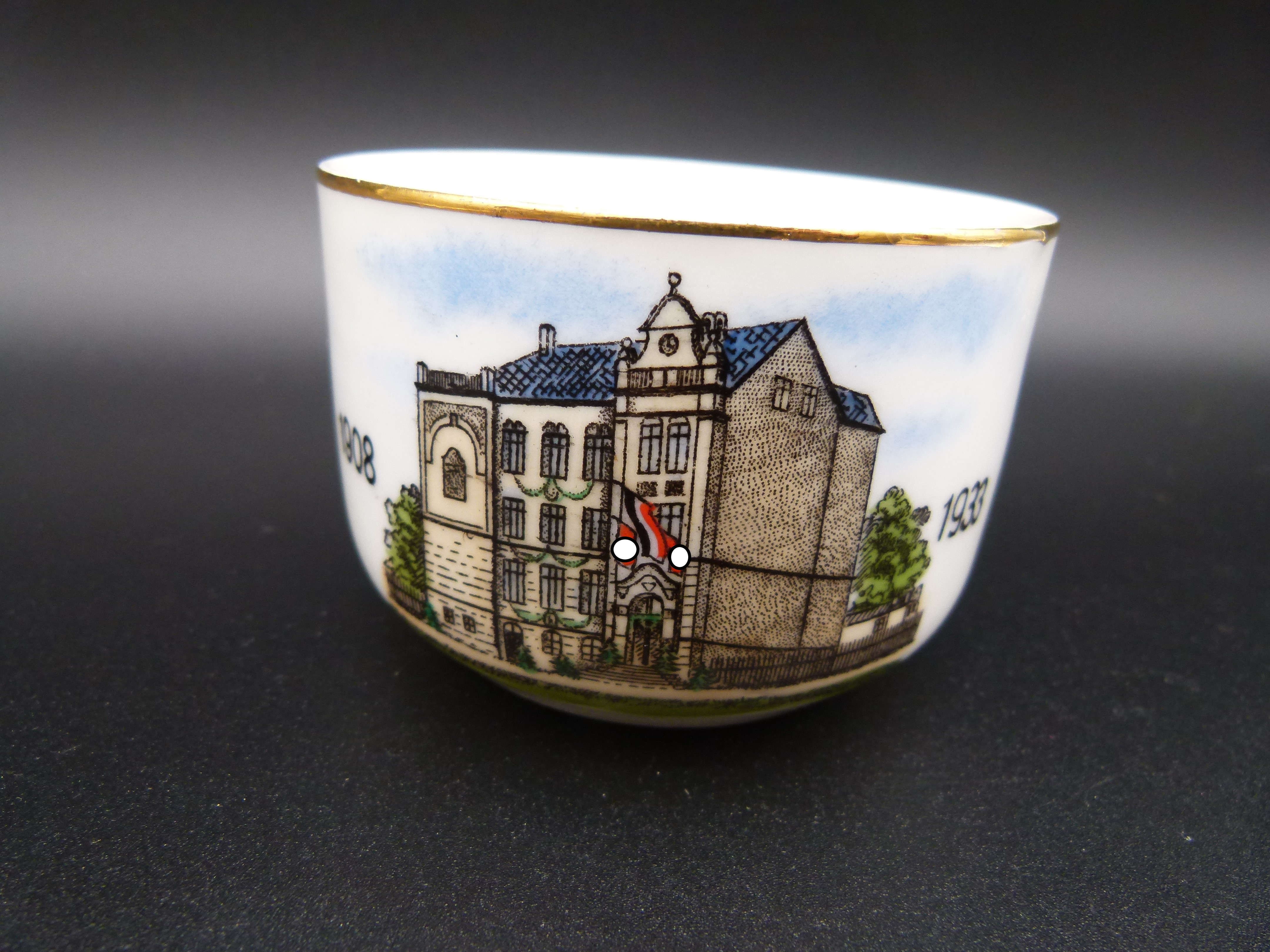 Tasse 25 Jahre Grundschule Langenhessen 1933 