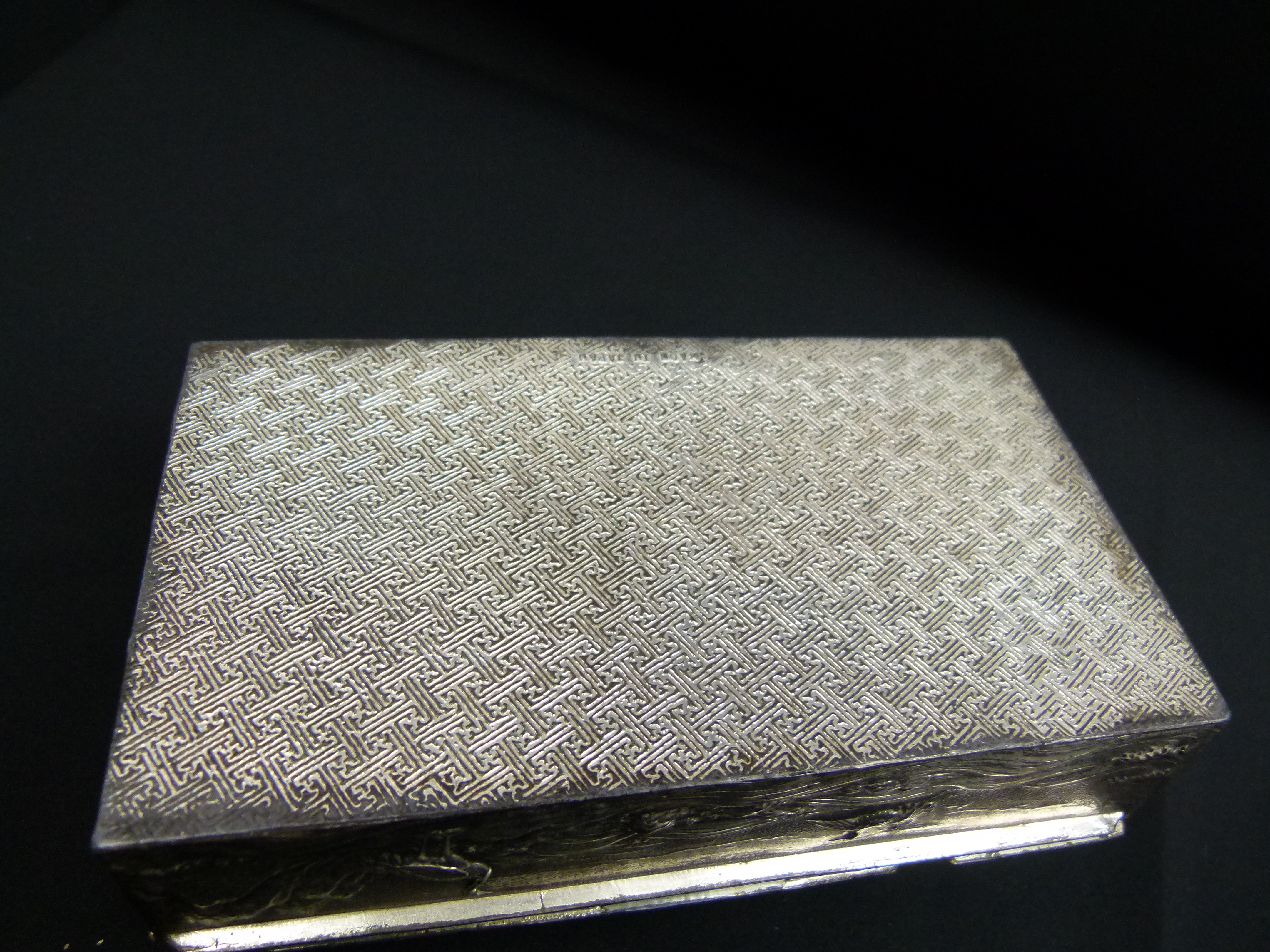 Alte japanische Tabakdose Zigarettendose versilbert