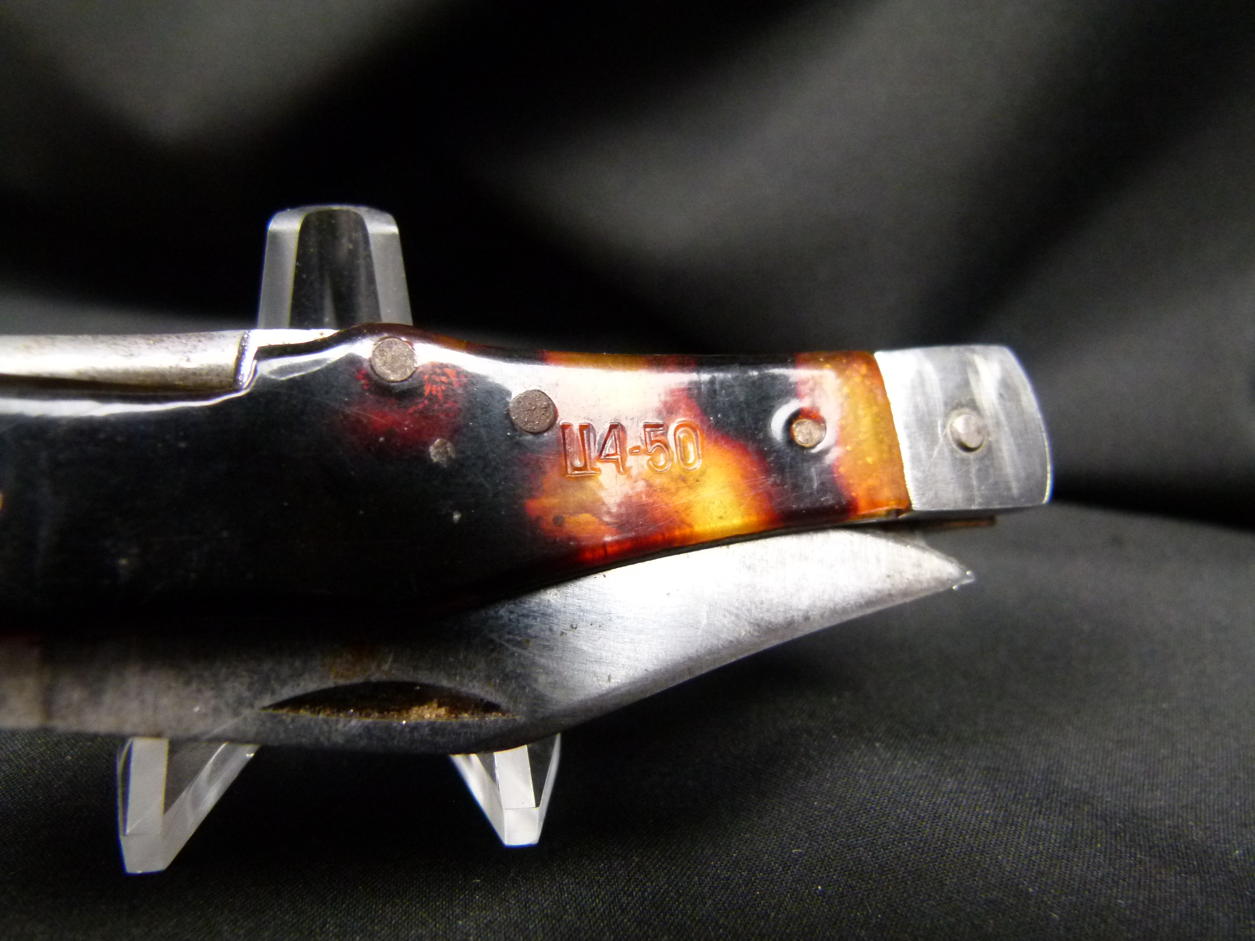 Russisches Taschenmesser Militaer mit Bakelitgriff