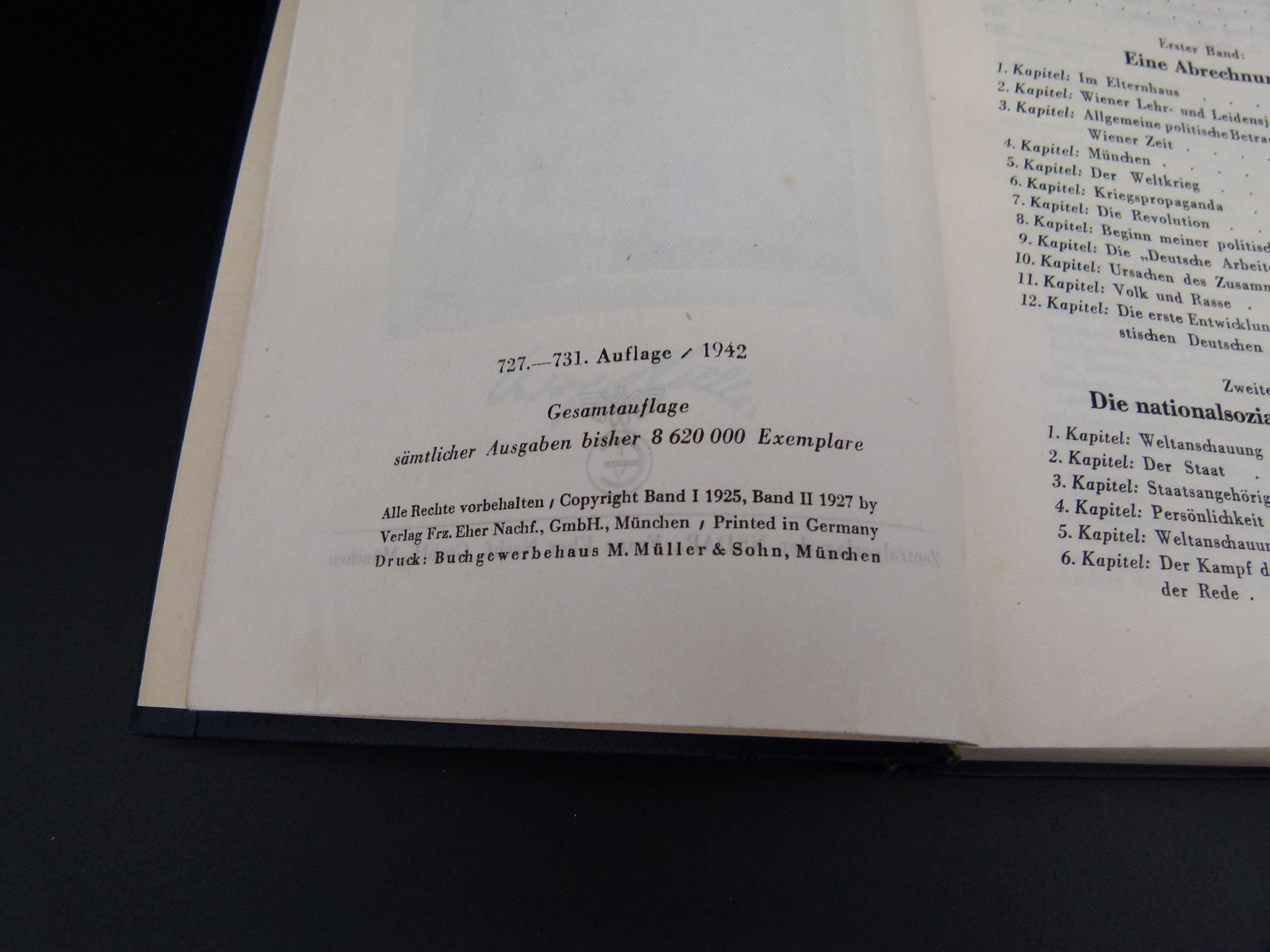 Adolf Hitler Mein Kampf Volksausgabe mit Umschlag