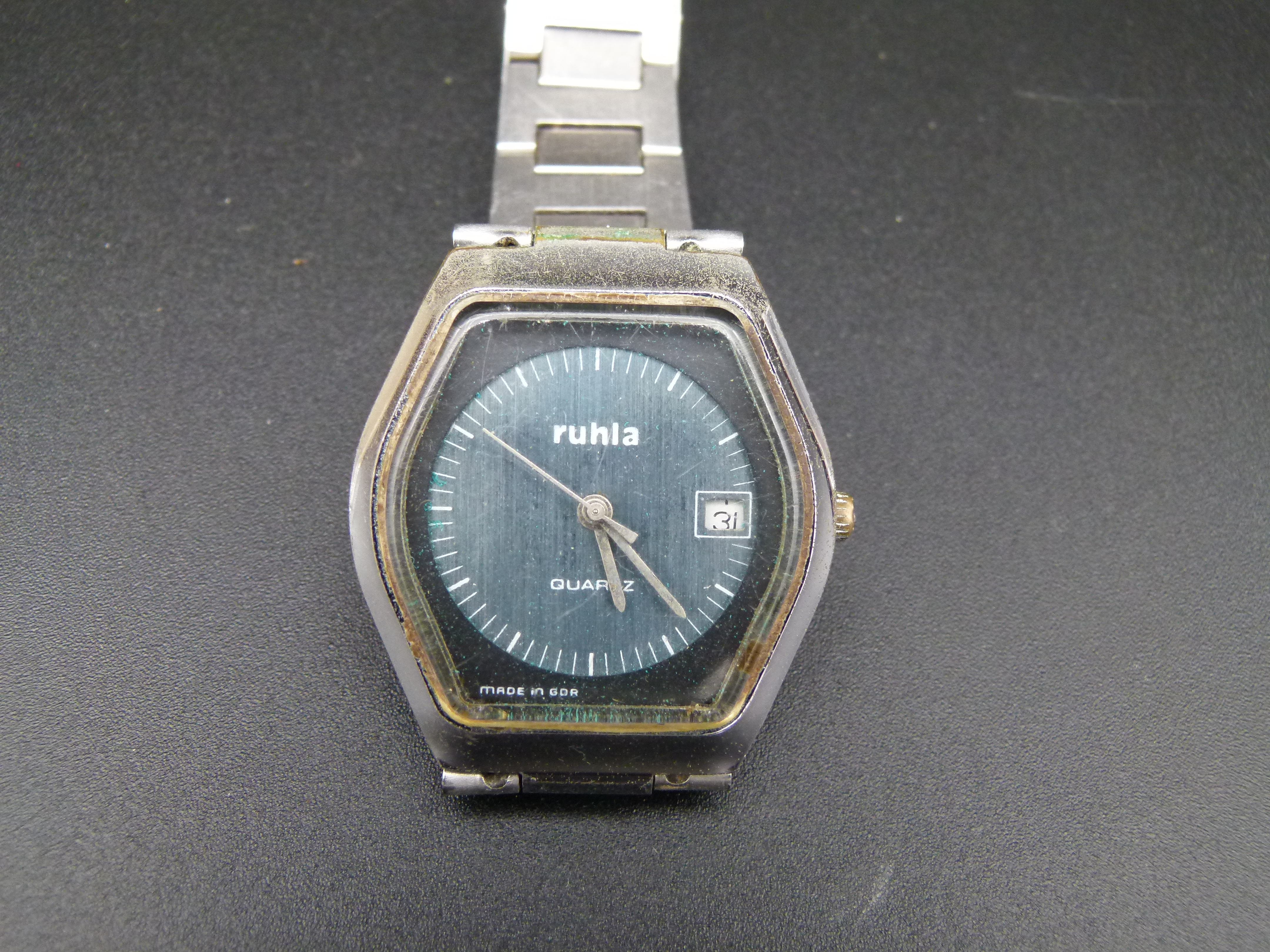 Ruhla Uhr Ehrengeschenk Zentralkomitee der SED  