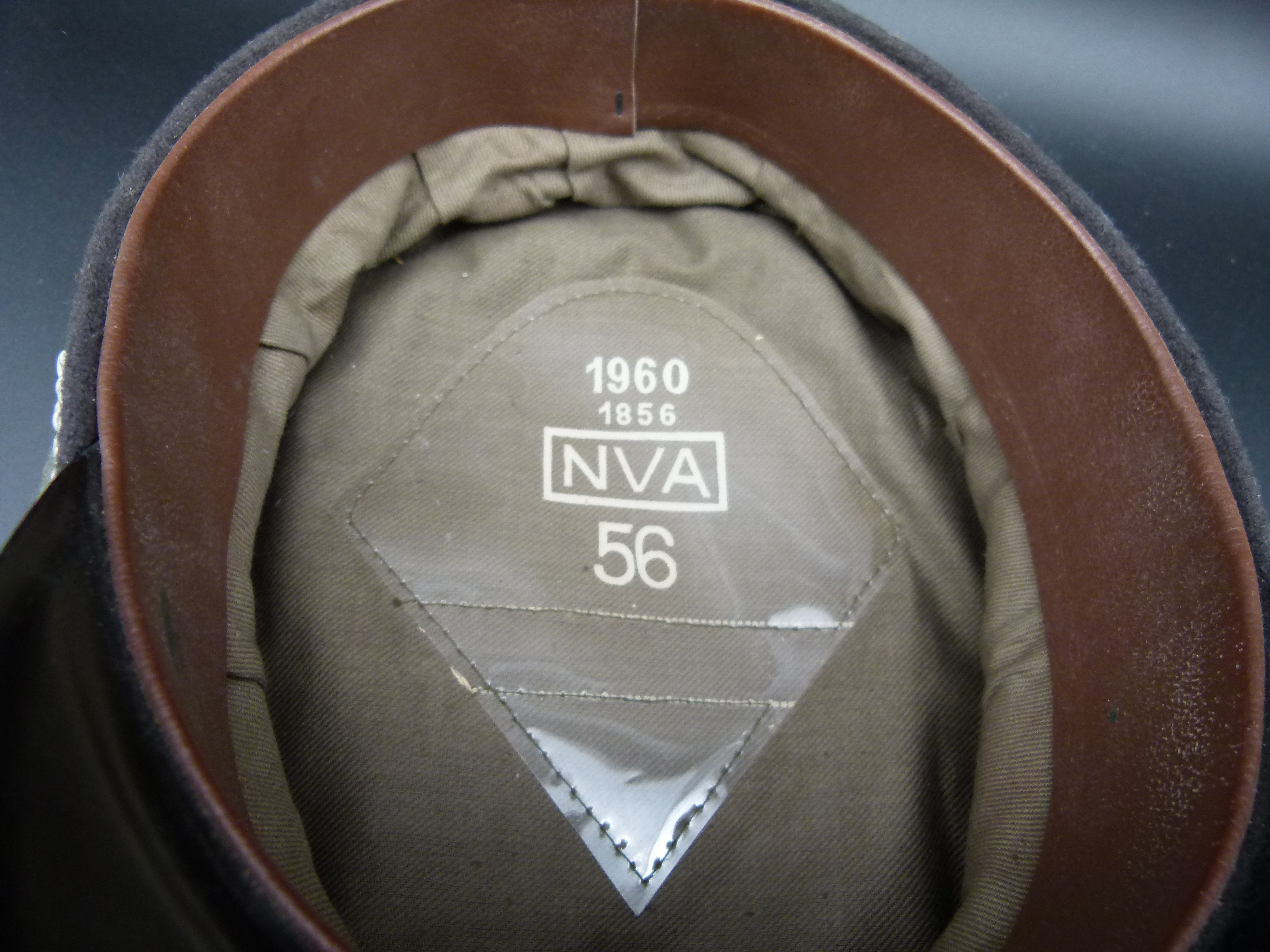 NVA Offizier Schirmmuetze 1960 LASK gestickte Form