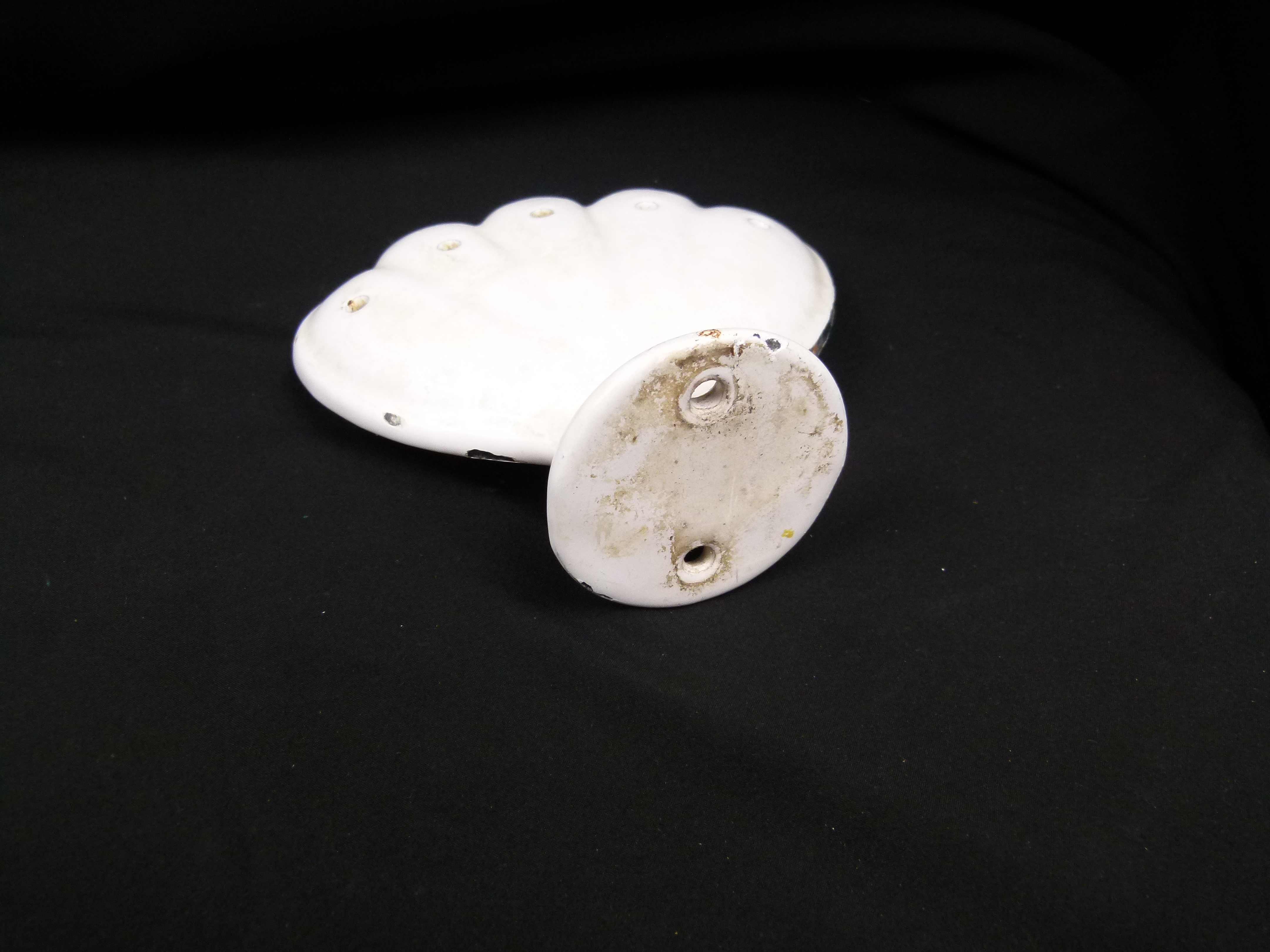 Antike emaillierte Stahl Seifenschale