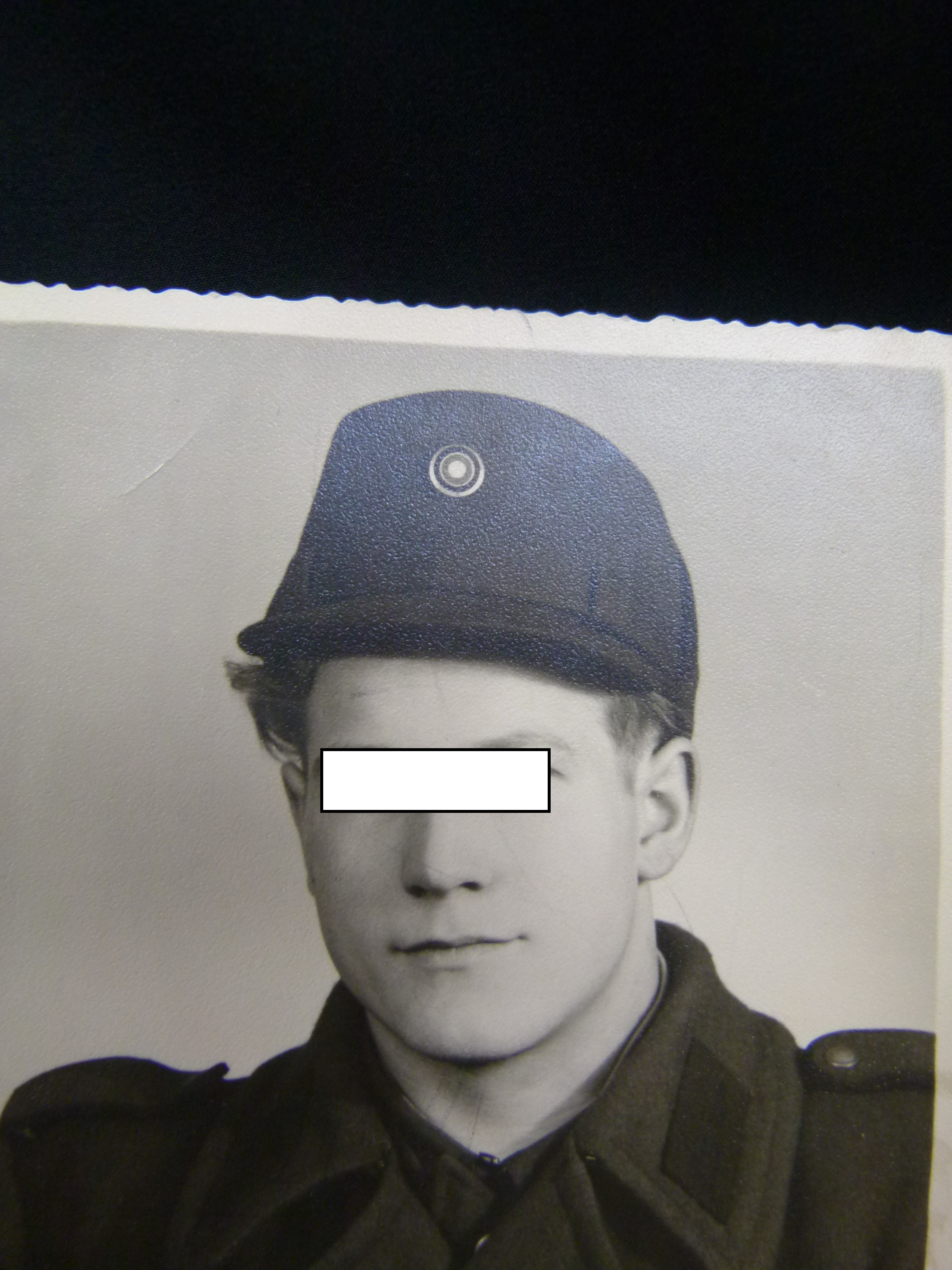 Studio Portrait KVP mit Ski Wintermuetze Raritaet