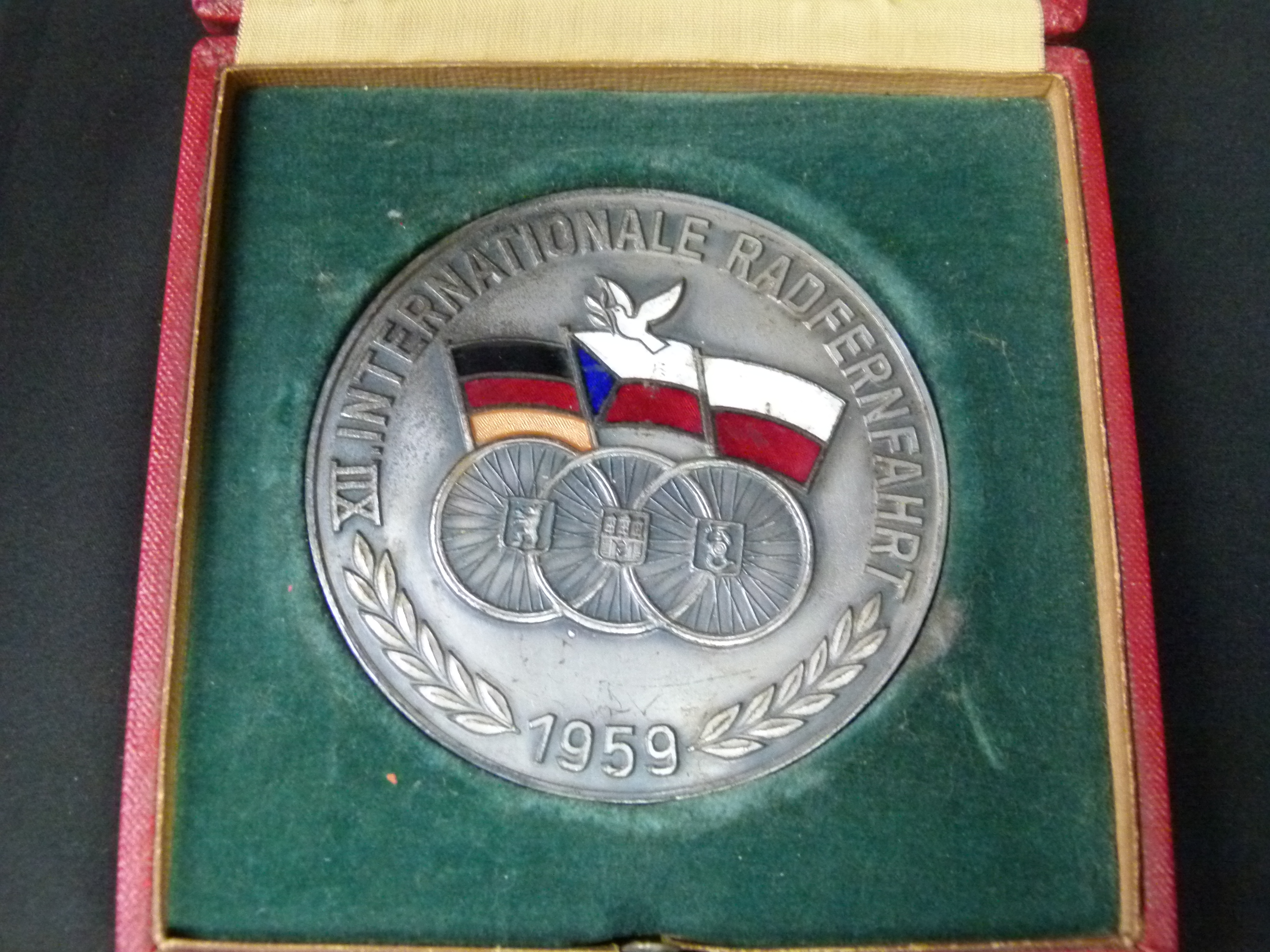 Emaillierte Plakette 12. Internationale Radfernfahrt