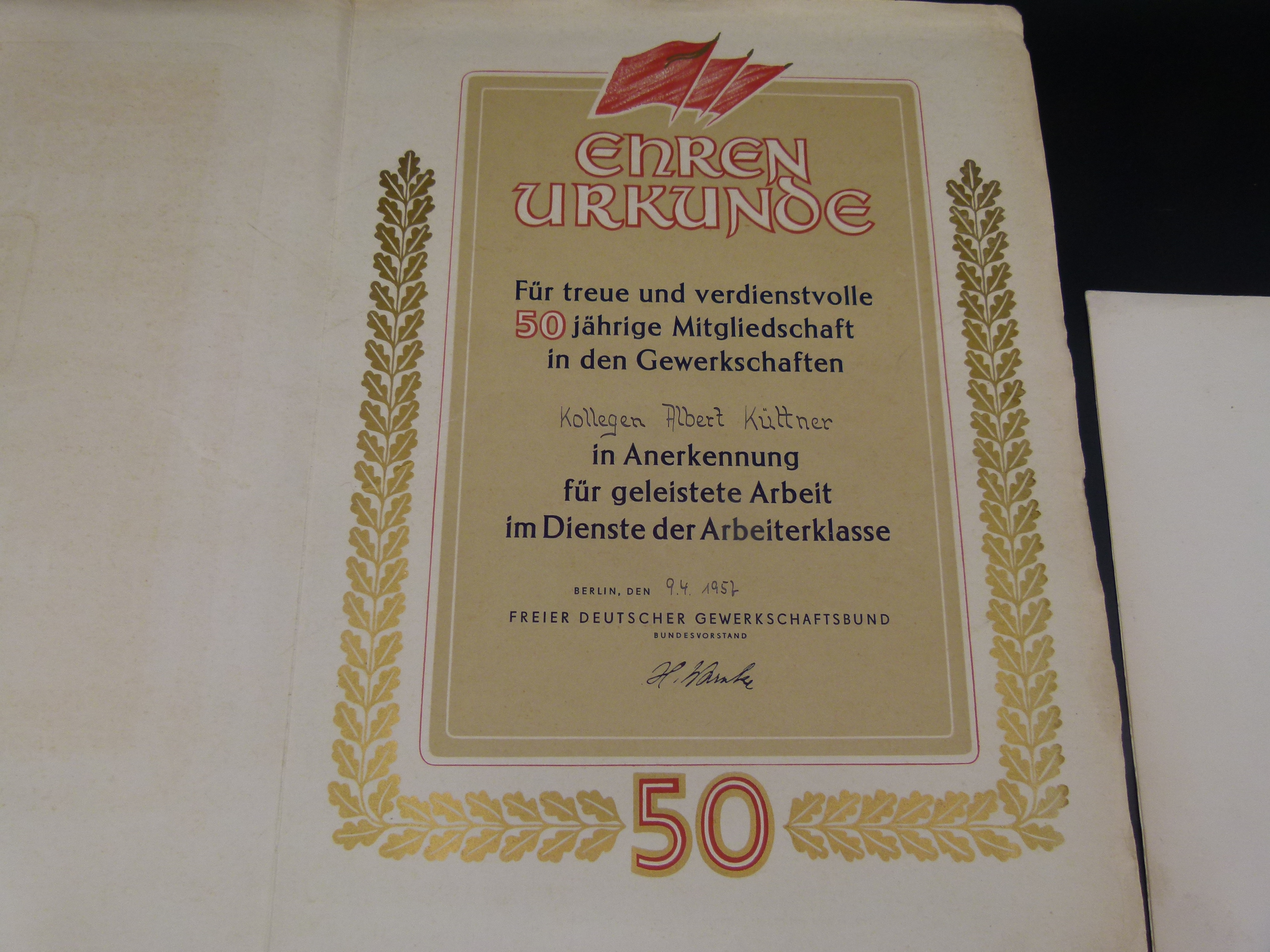 Seltene Gruppe 50er Jahre Partei Ehrenurkunden